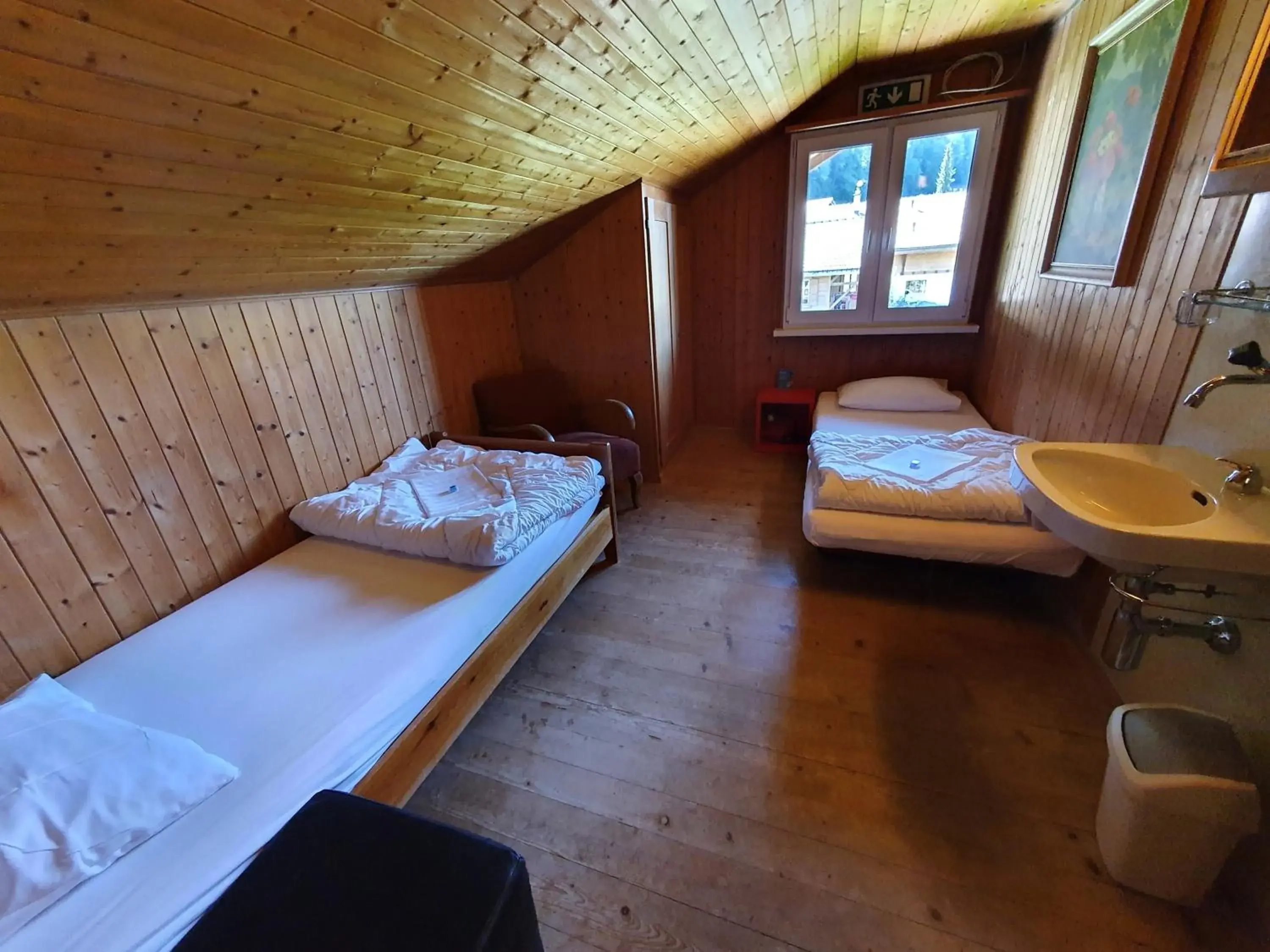 Twin Room with Shared Bathroom and Mountain View in Lake Lodge Hostel Twin Room with Shared Bathroom and Mountain View in Lake Lodge Hostel