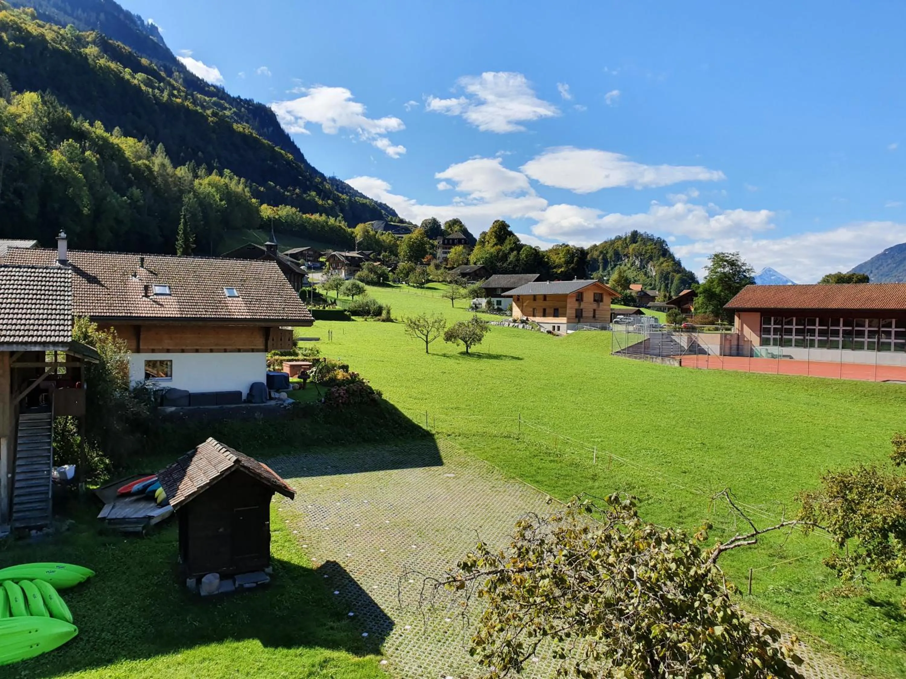 Family Room with Shared Bathroom and Mountain View in Lake Lodge Hostel