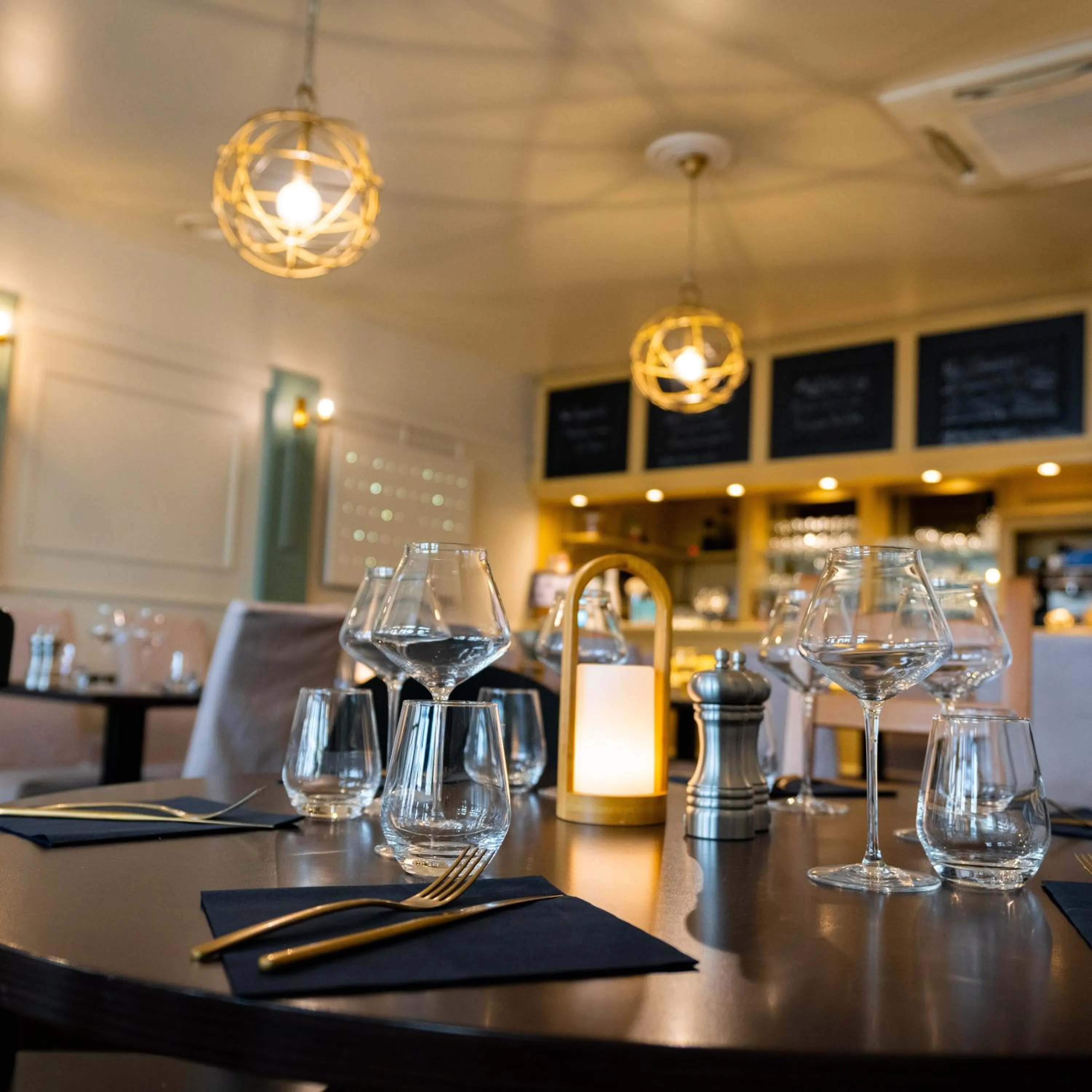 Restaurant/places to eat in Hôtel Restaurant L'Industrie