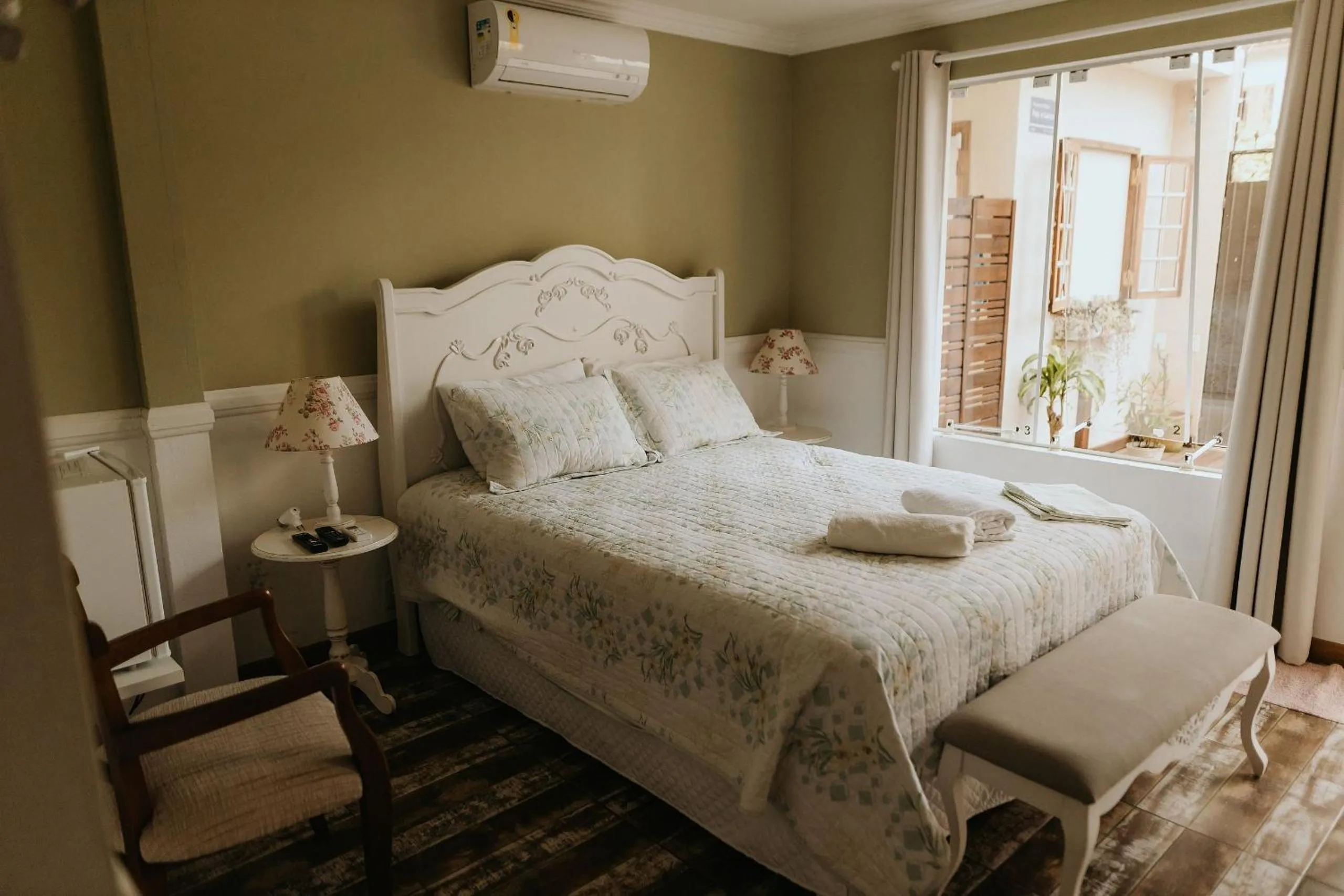 Bedroom, Bed in Pousada Paty´s Garden