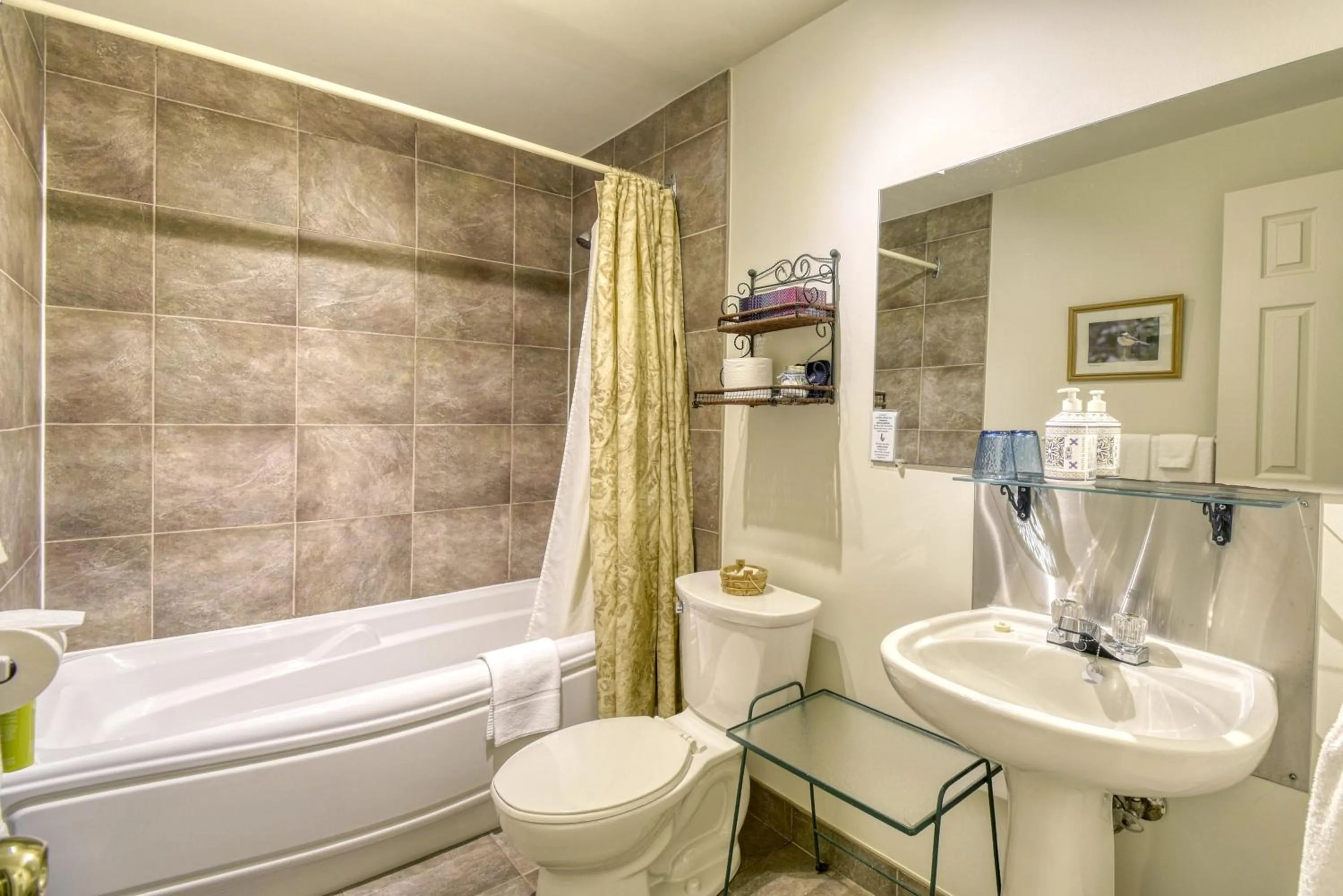 Auberge Le Lupin-Self Check-in