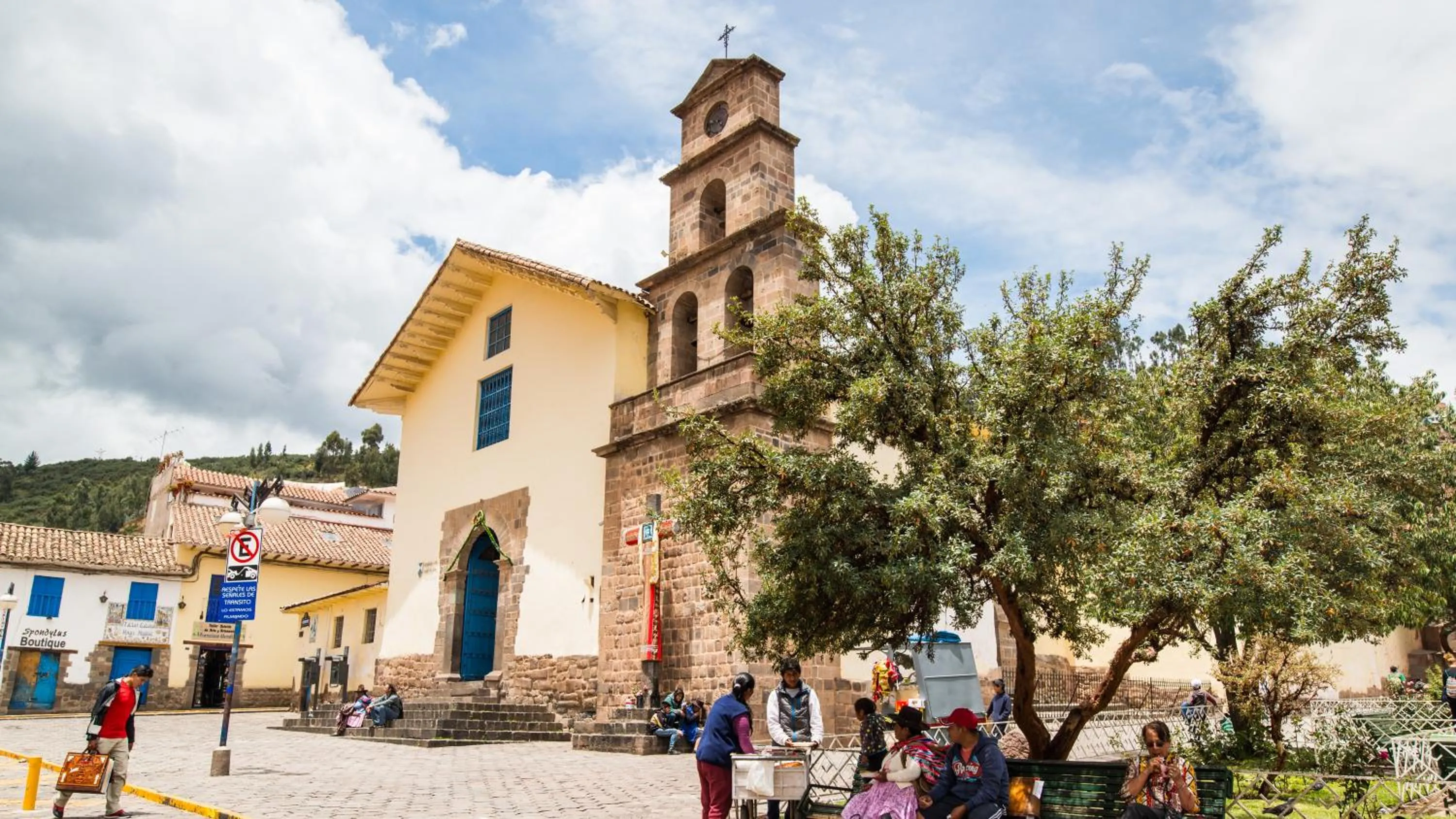 Nearby landmark in Amaru Inca