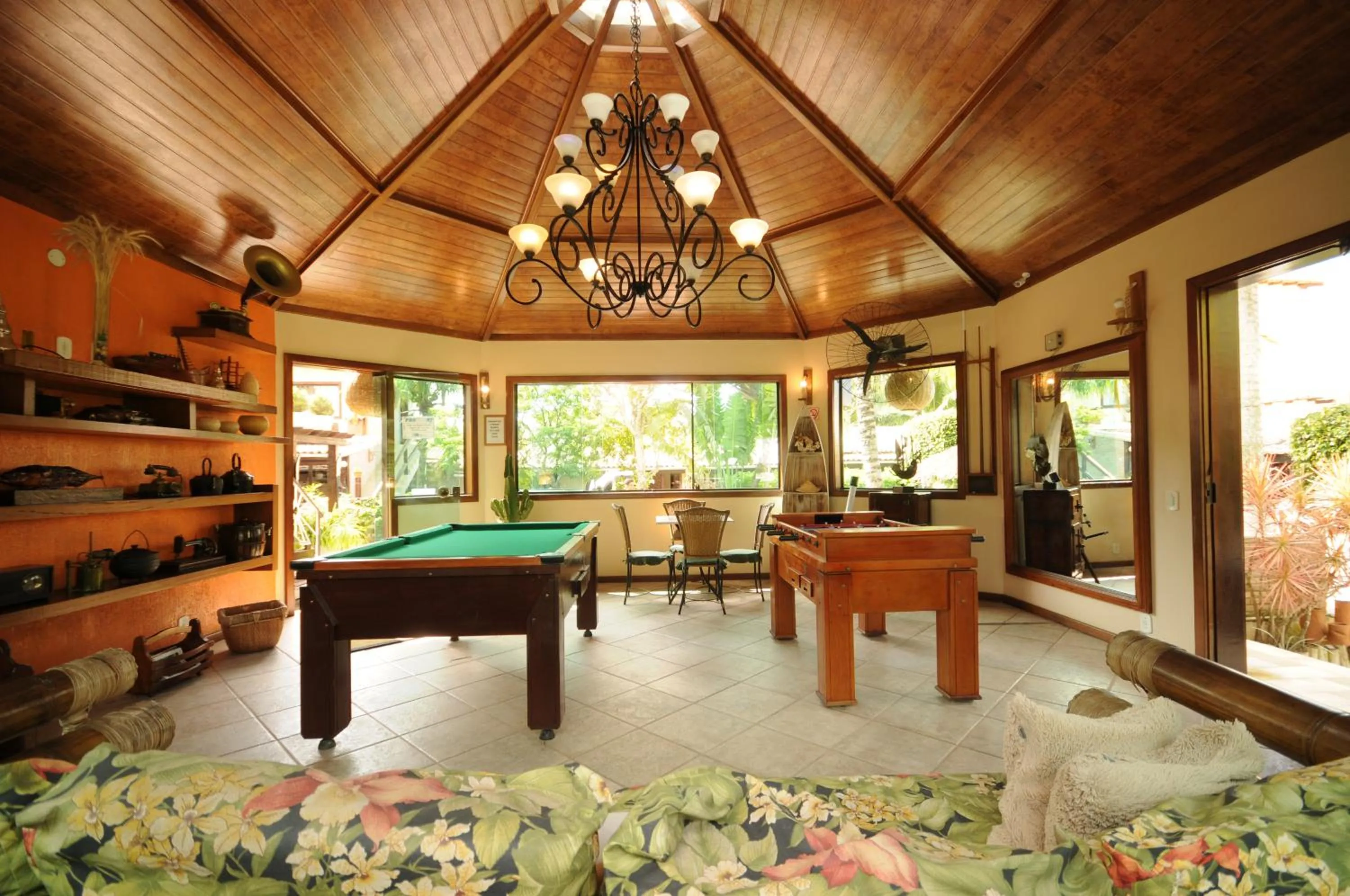 Game Room in Mar e Terra Concept Pousada
