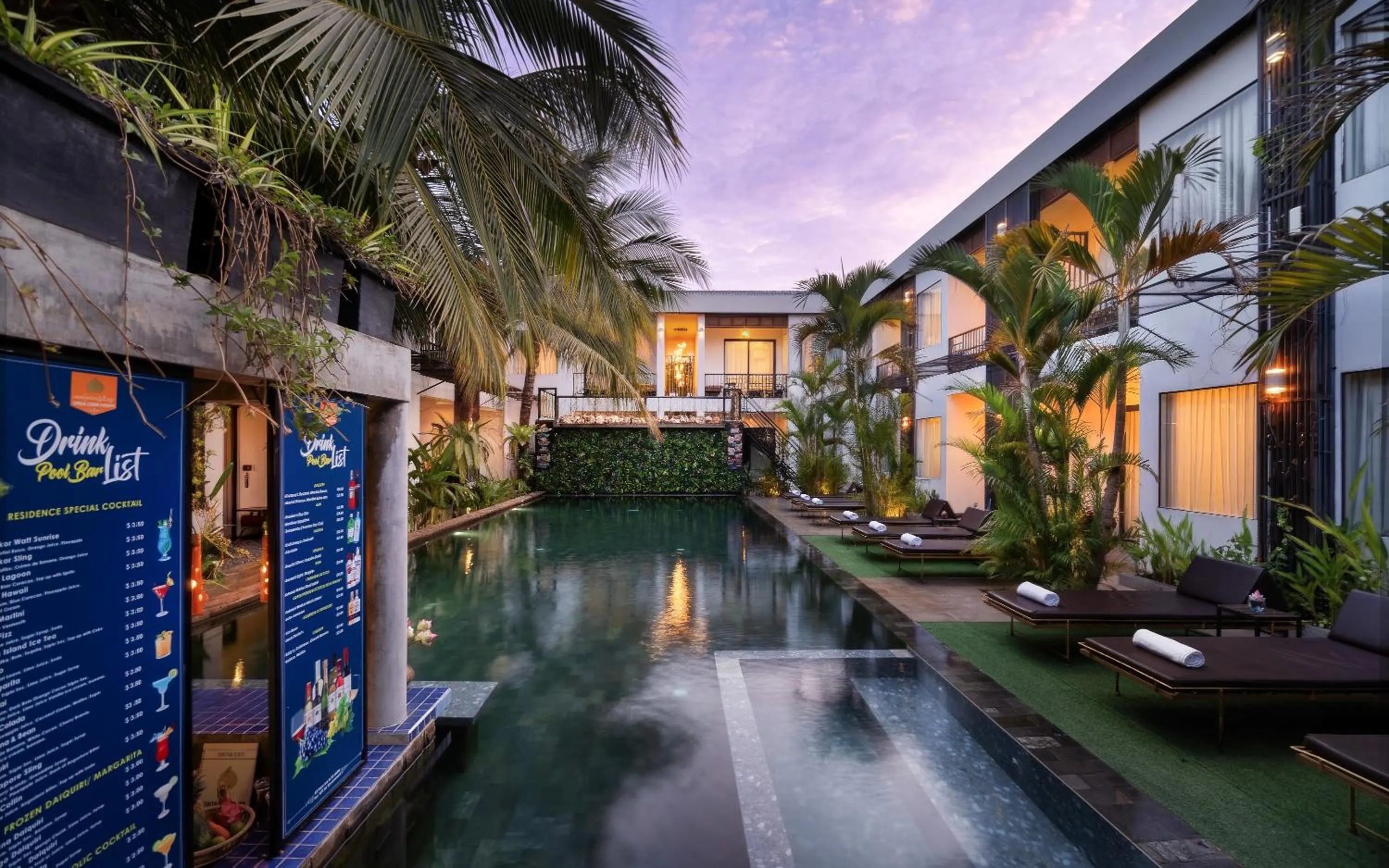 Property building in Central Corner d'Angkor