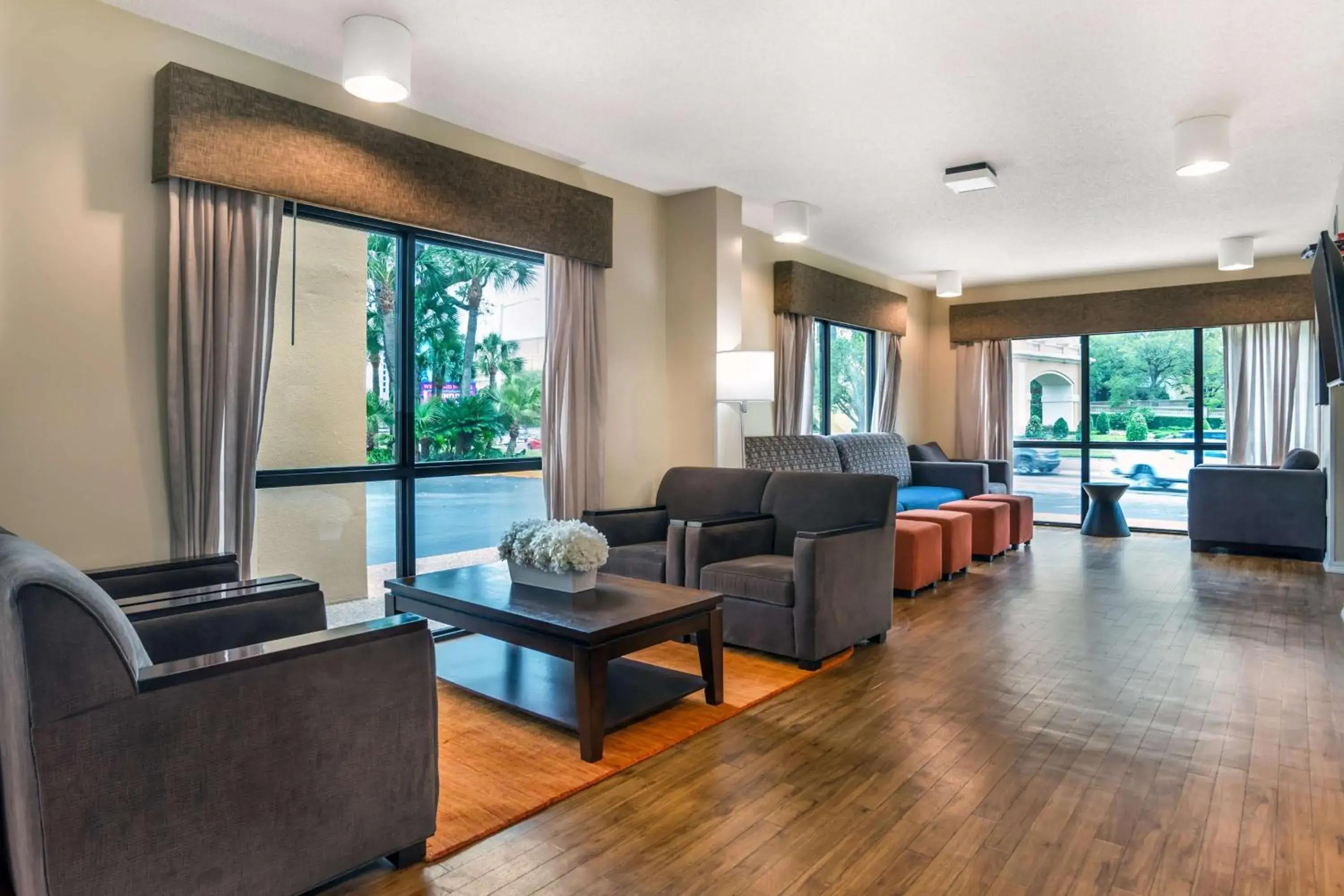 Lobby or reception in Best Western Oak Manor Lobby or reception in Best Western Oak Manor