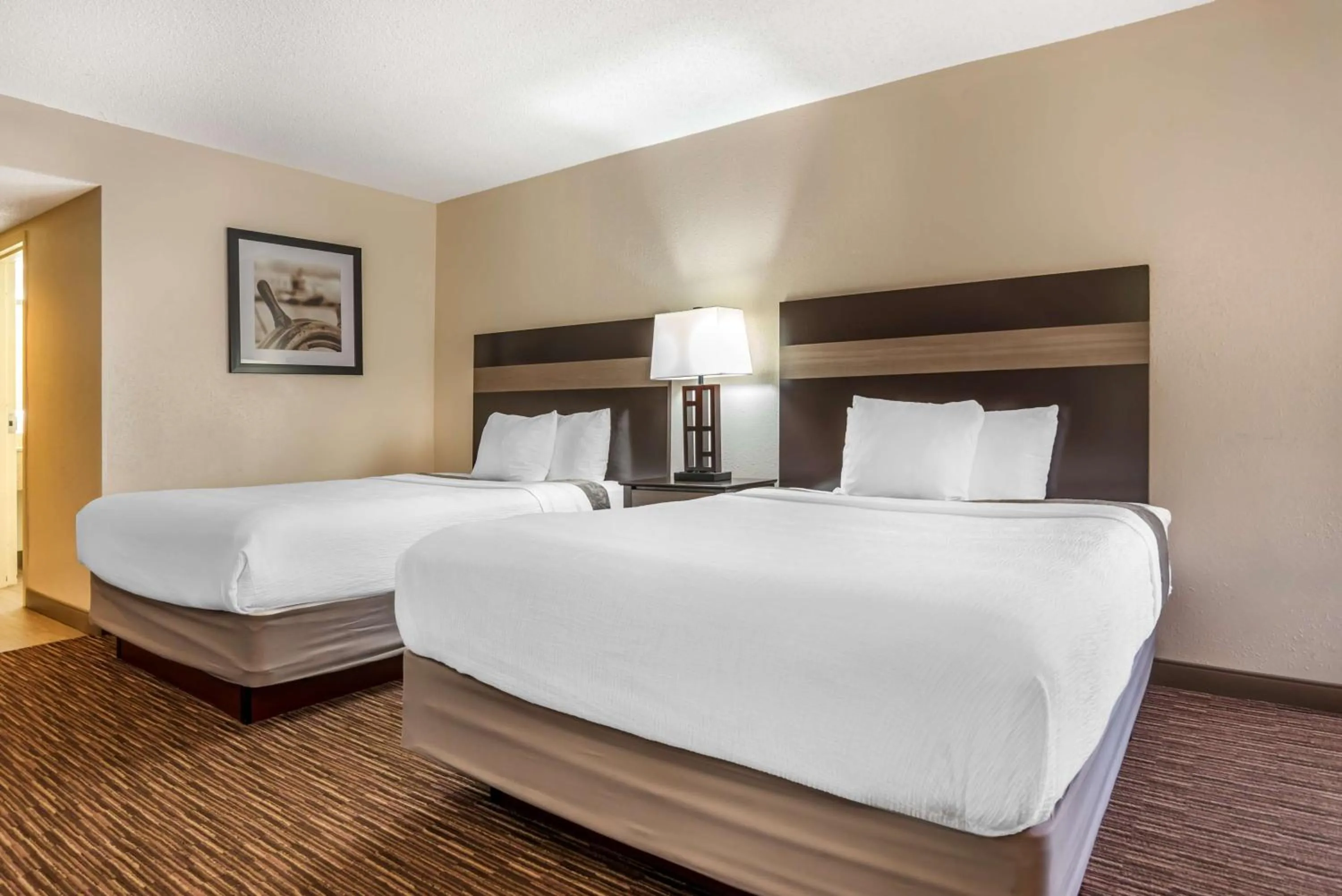 Bedroom, Bed in Best Western Oak Manor