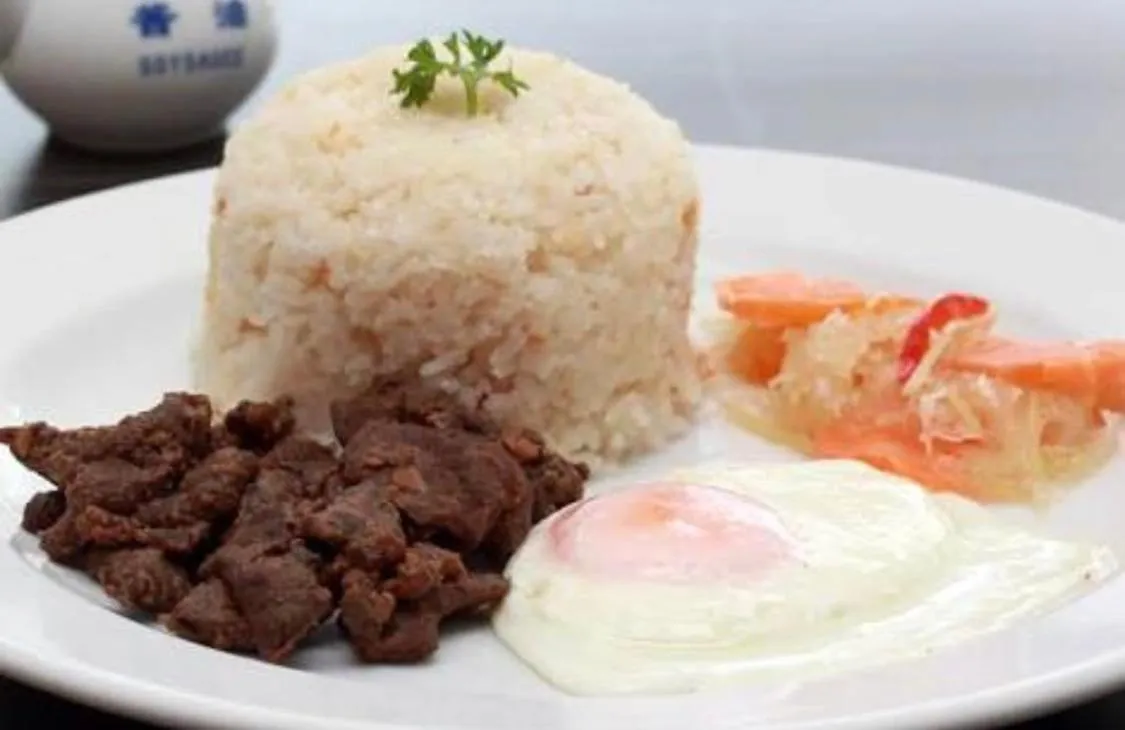 Breakfast in Royal Mansion Hotel