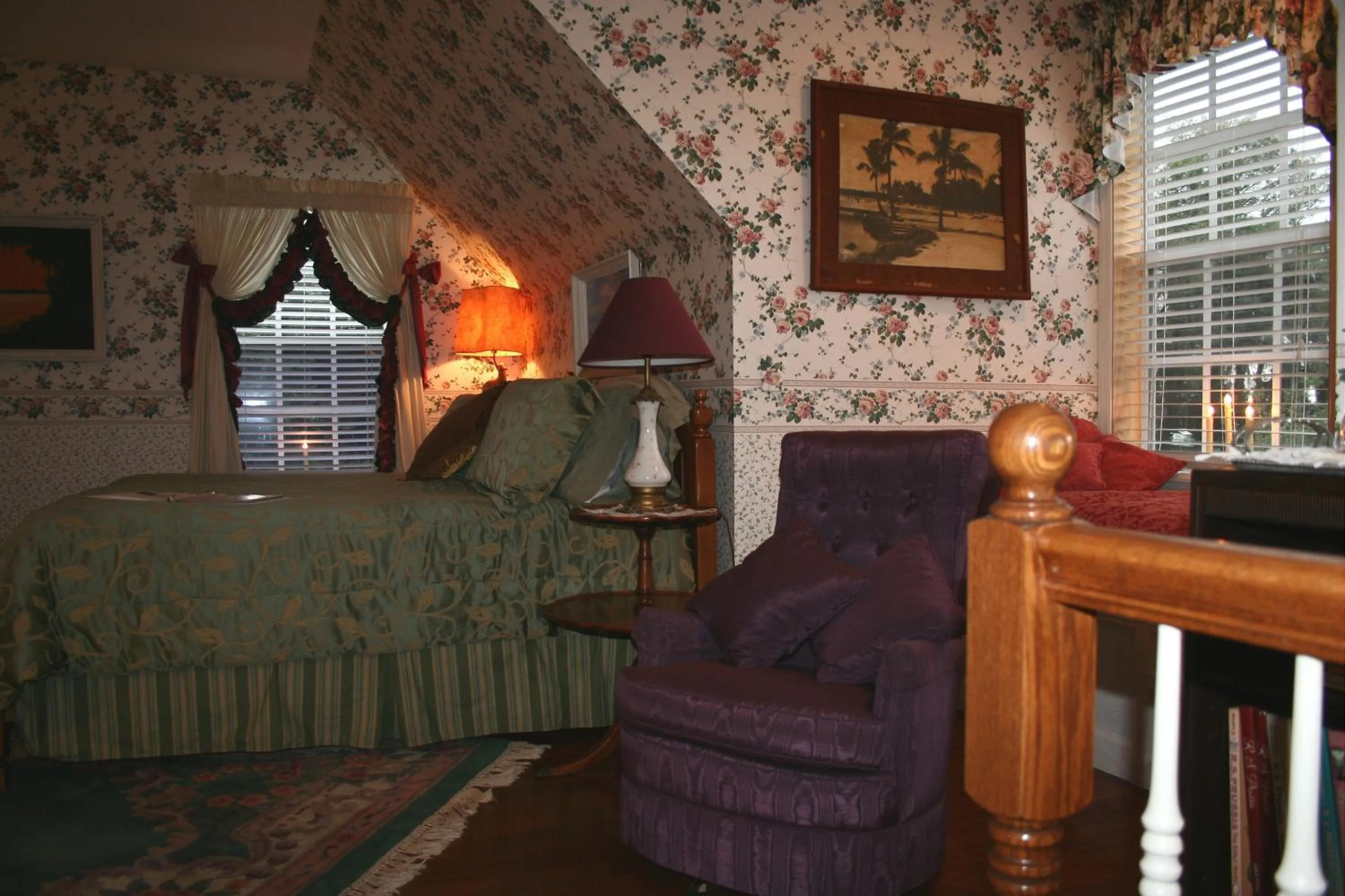 Garden view in Heron Cay Lakeview Bed & Breakfast