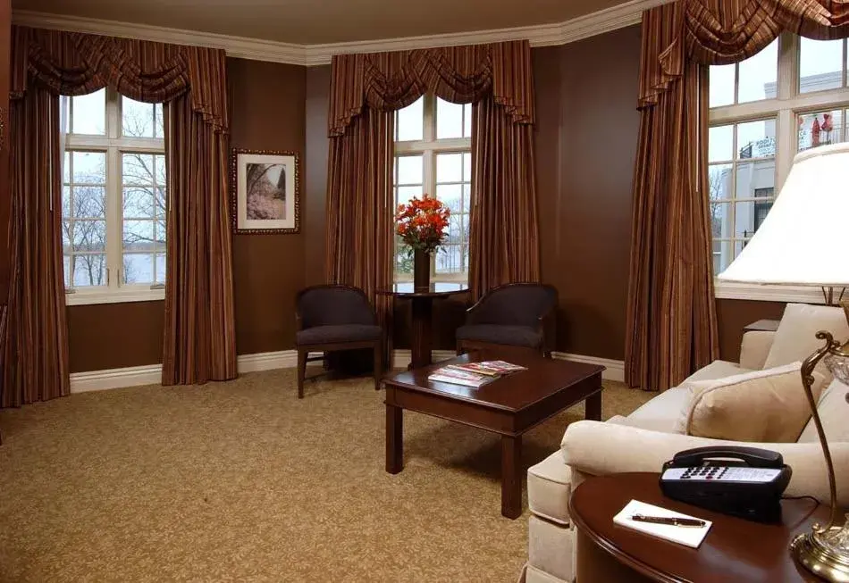 River Inn of Harbor Town River Inn of Harbor Town