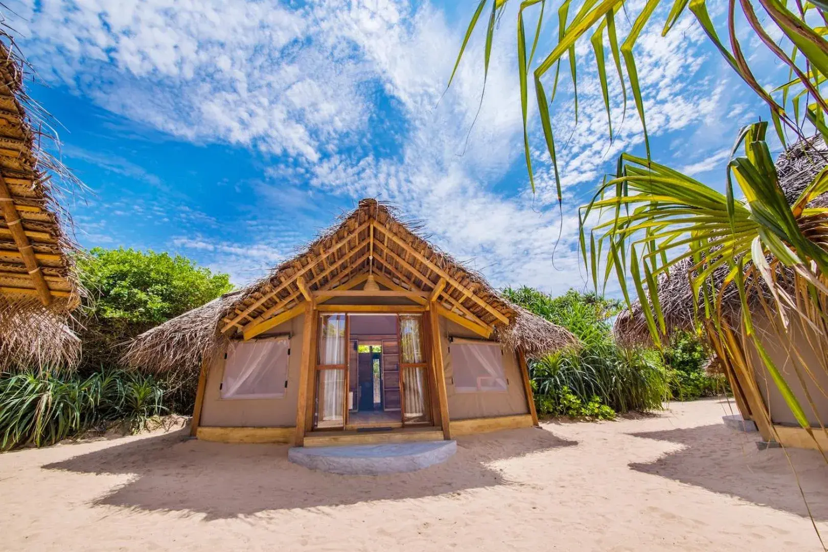 One-Bedroom Cottage in Jungle Beach Ahungalla One-Bedroom Cottage in Jungle Beach Ahungalla