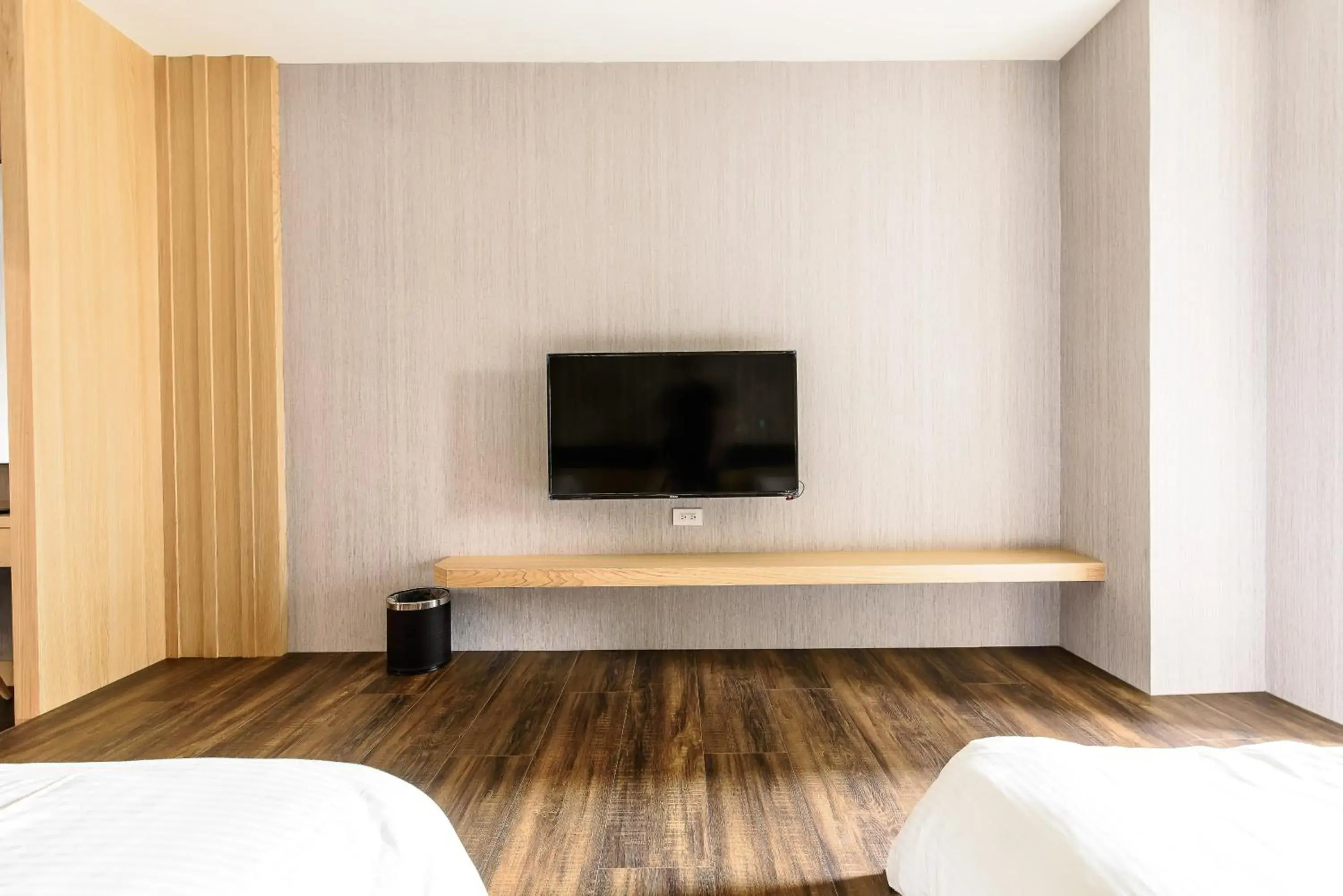 Bed in Tree House Bed in Tree House