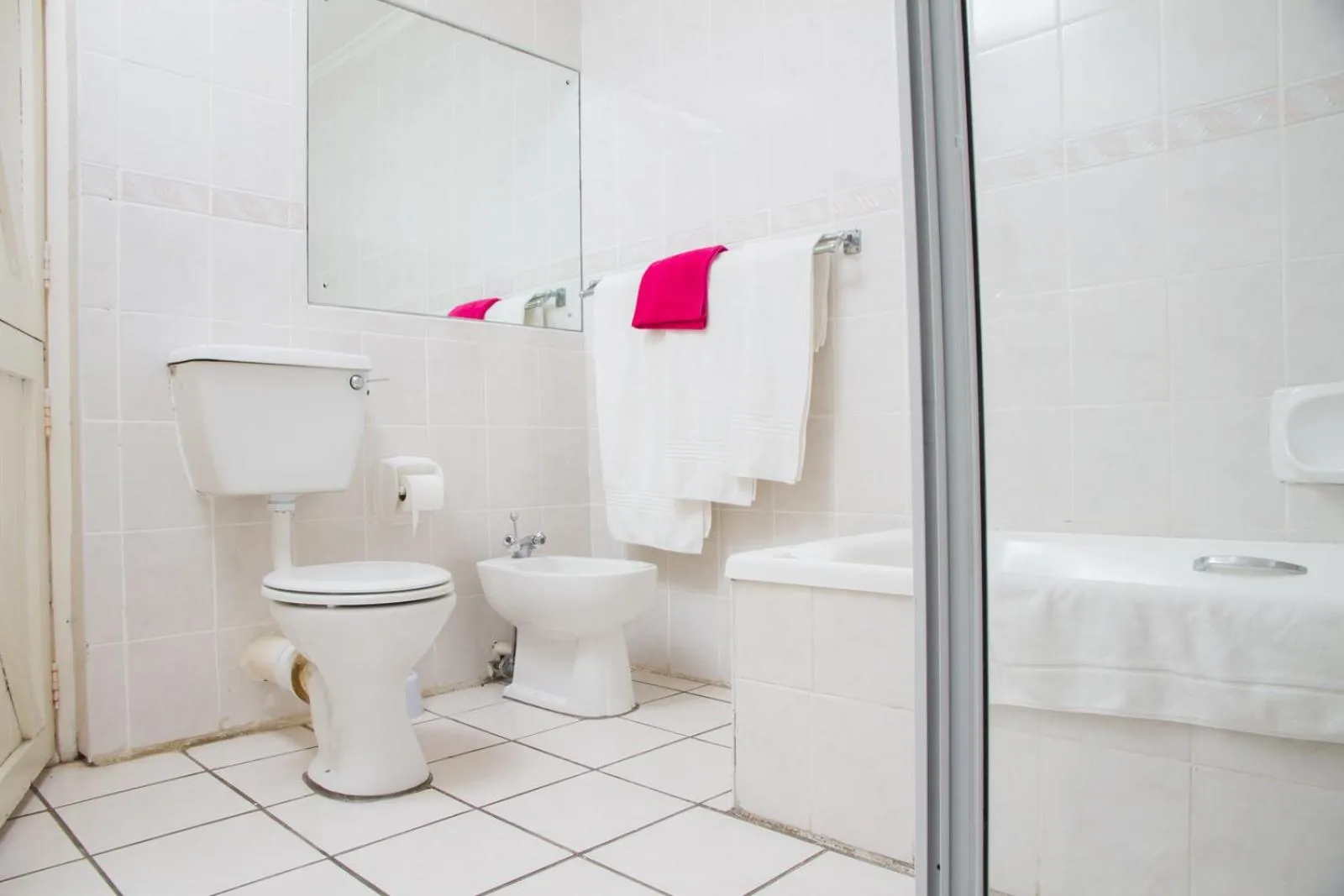 Bathroom in Howards End Manor B&B