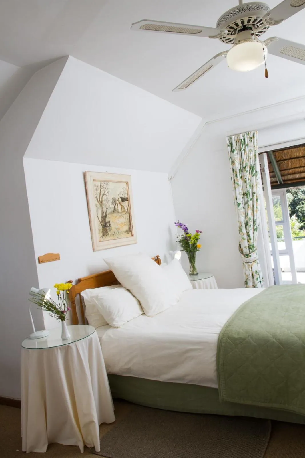 Bedroom, Bed in Howards End Manor B&B