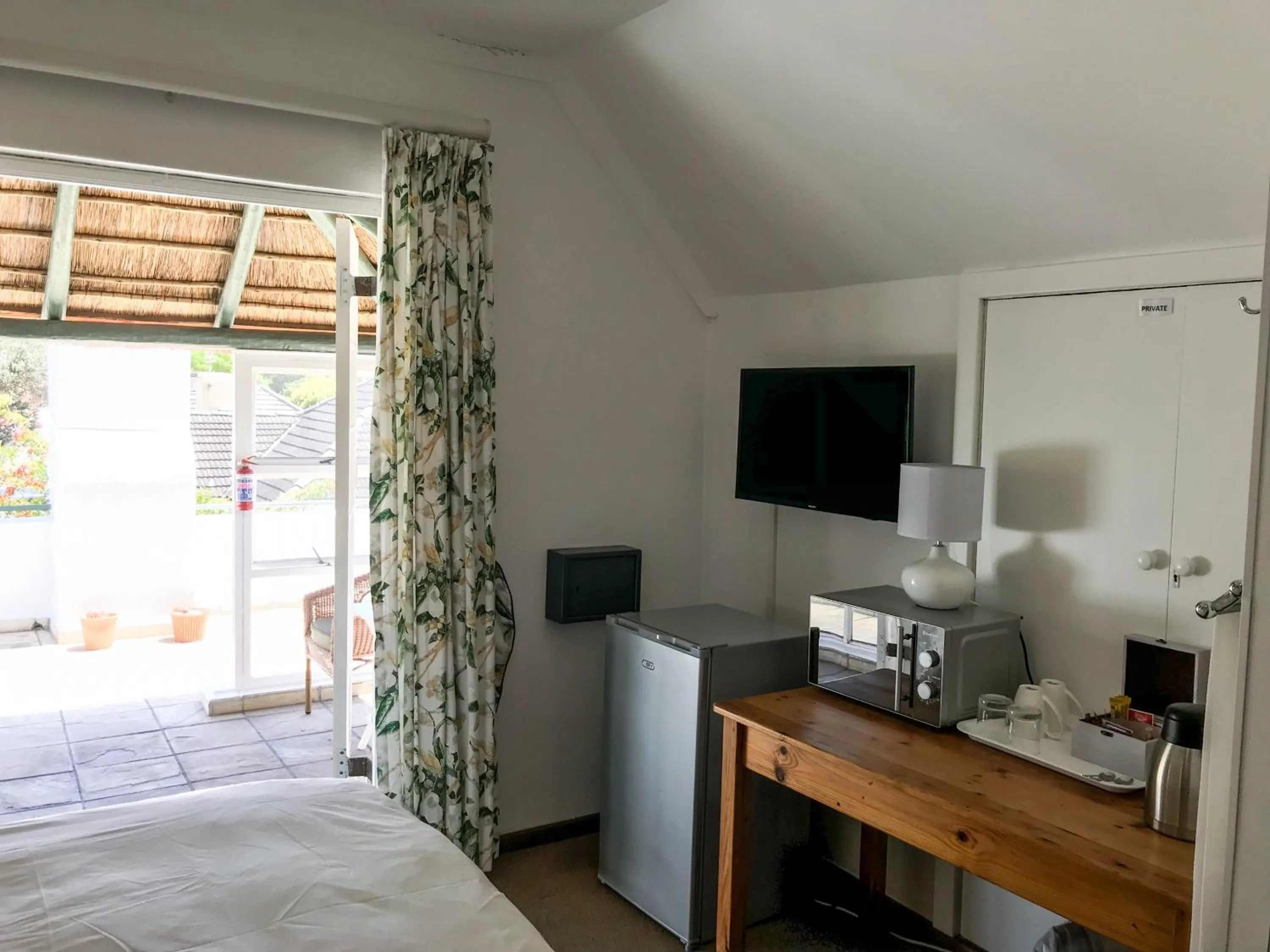 TV and multimedia, Bed in Howards End Manor B&B