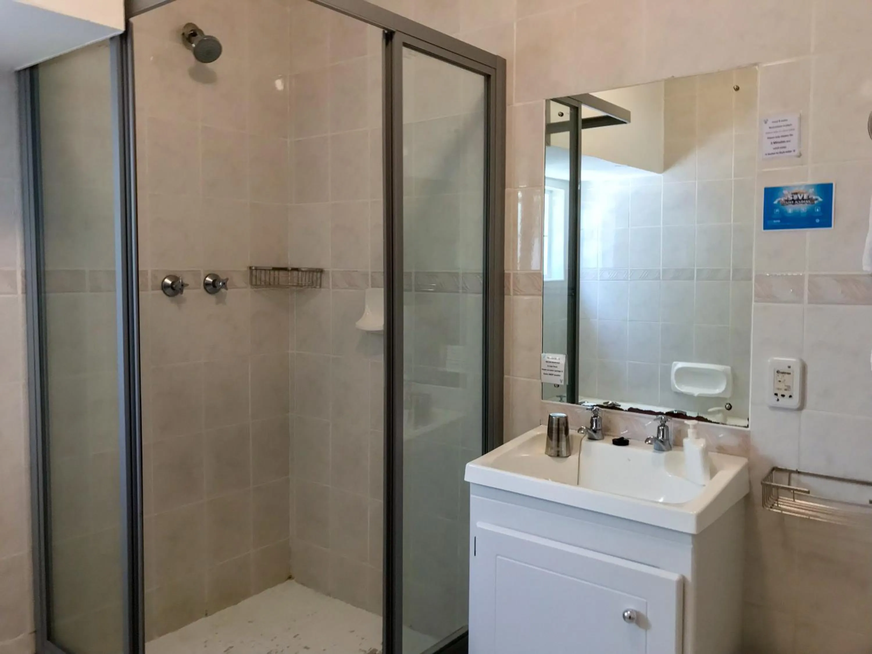 Bathroom in Howards End Manor B&B