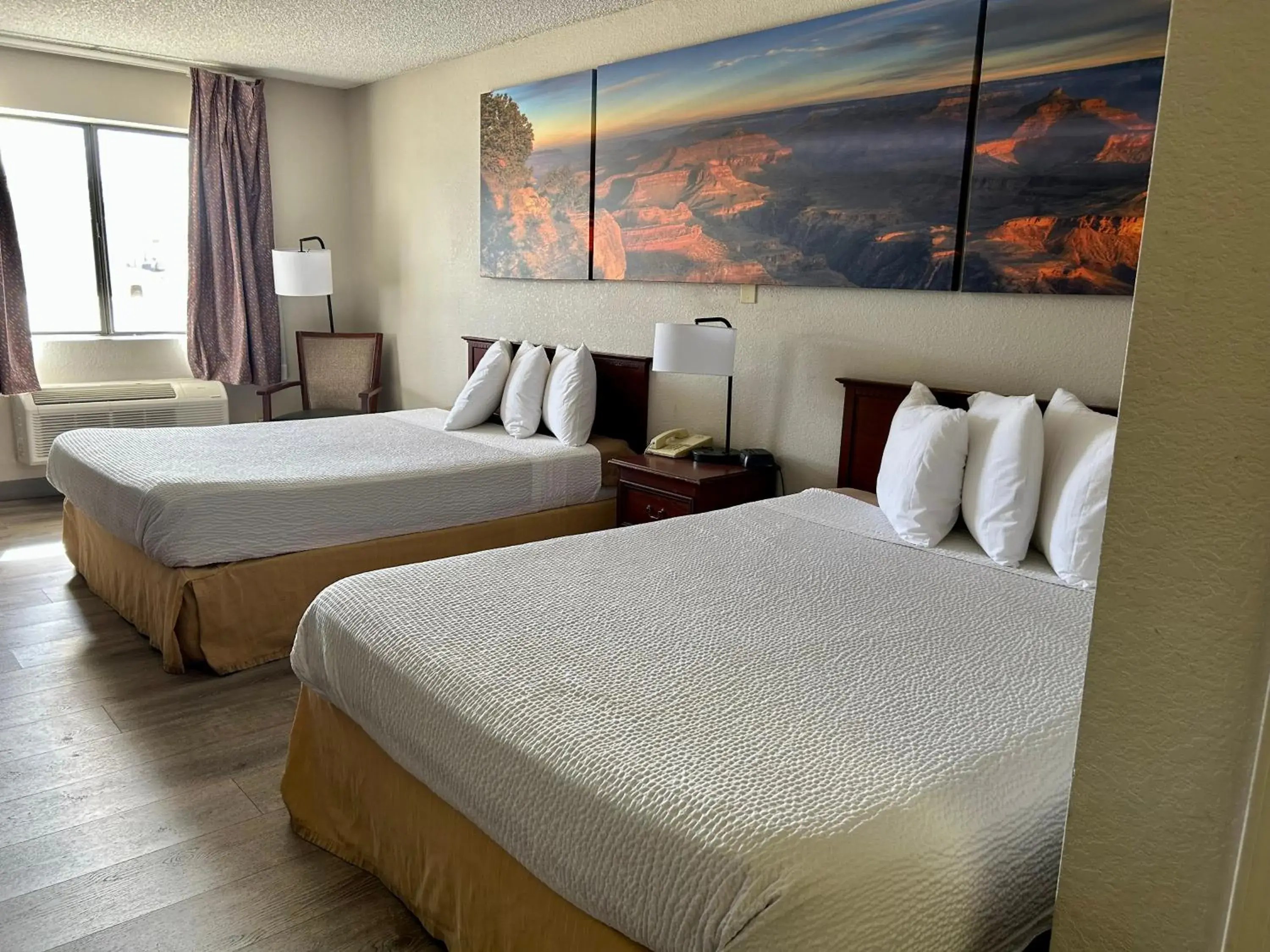 Bed in Days Inn by Wyndham Kingman West Bed in Days Inn by Wyndham Kingman West