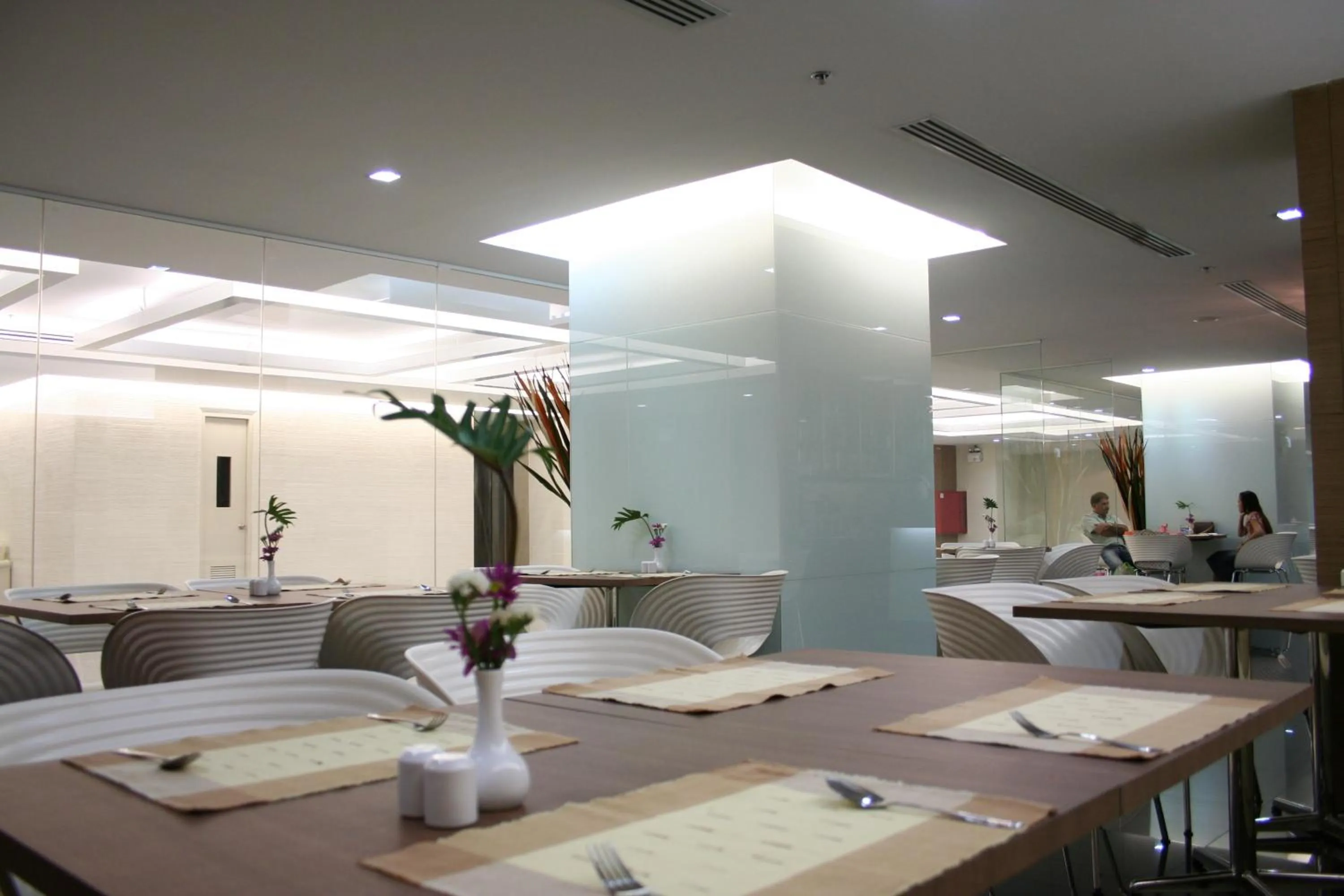 Restaurant/places to eat in Baiyoke Suite Hotel