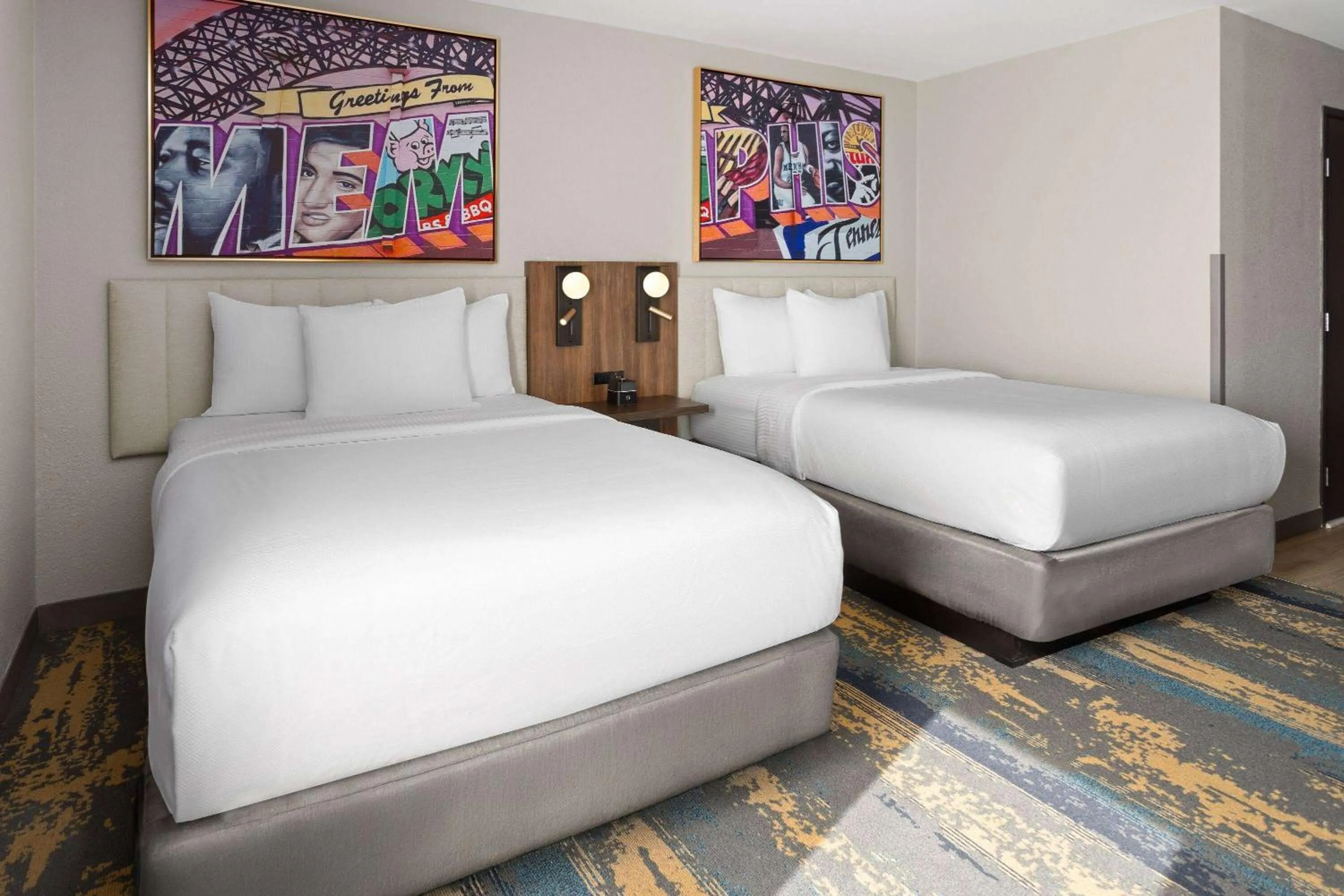 Photo of the whole room, Bed in La Quinta Inn & Suites by Wyndham Memphis I-240