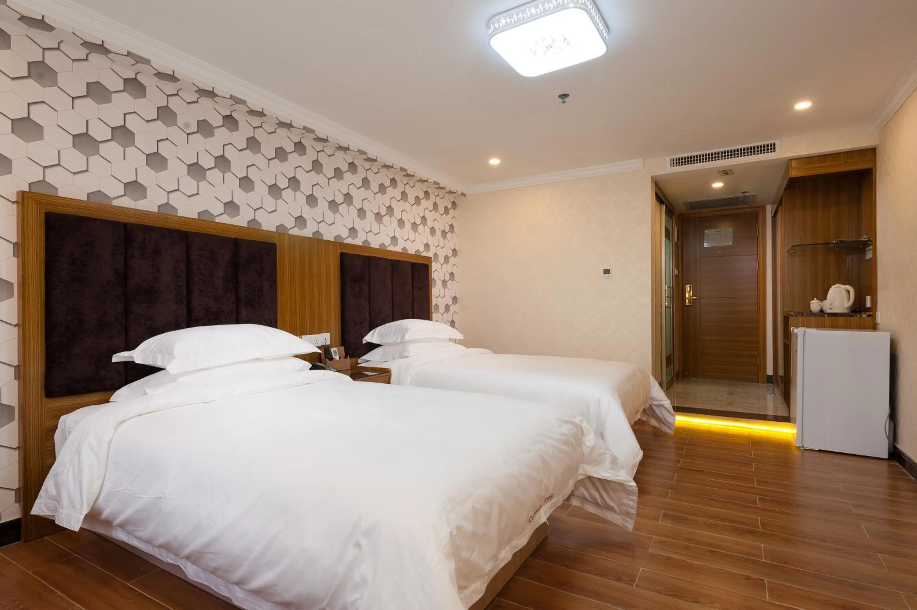 Decorative detail, Bed in Guangzhou Compass Hotel