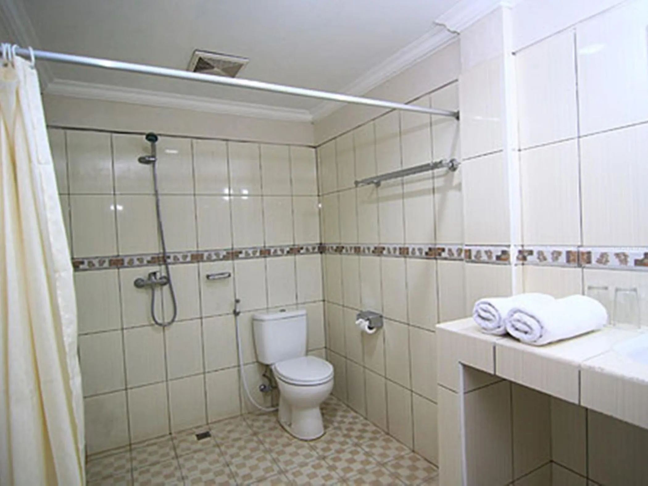 Bathroom in Dewa Bharata Bungalows Candidasa