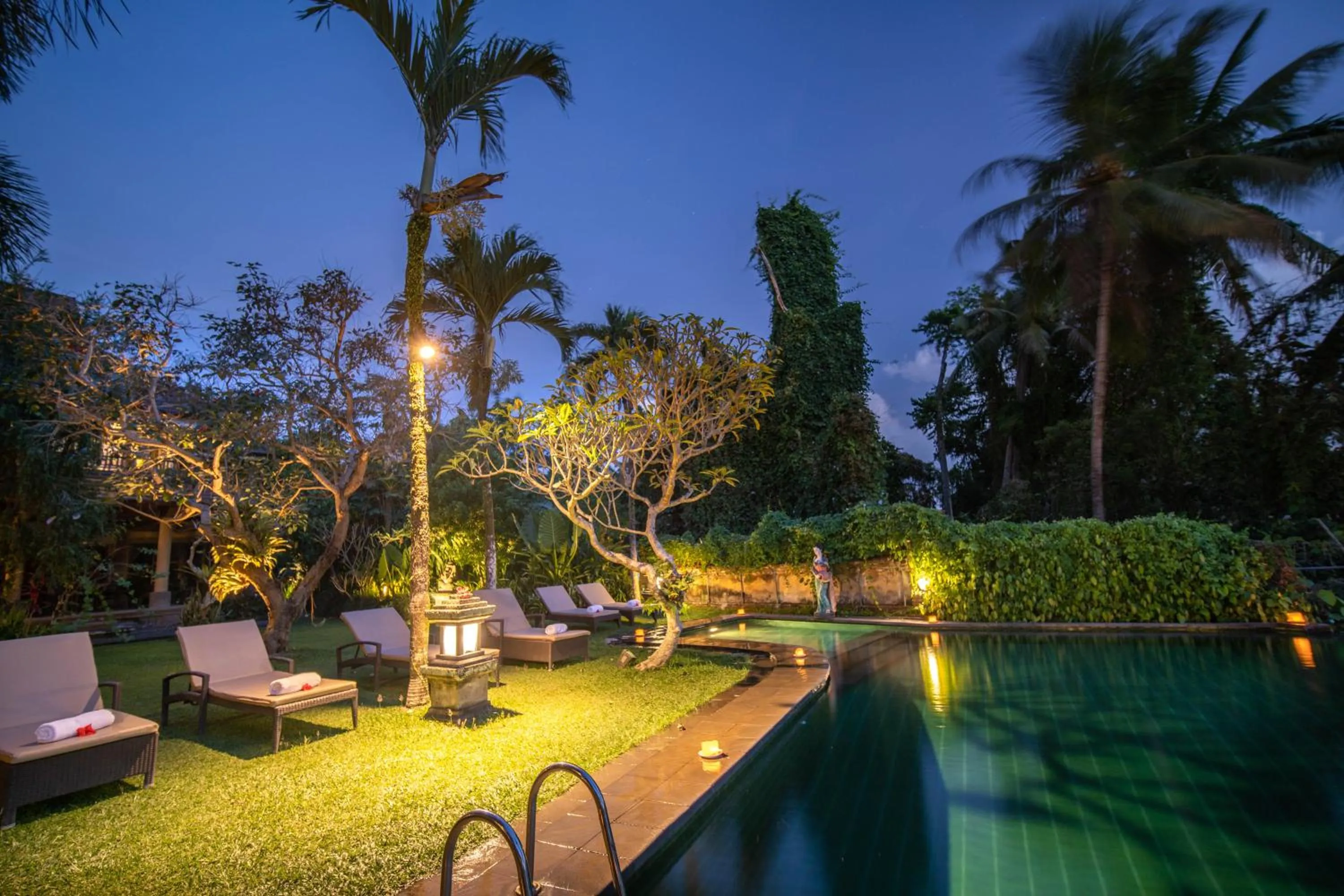 Swimming pool in Ananda Ubud Resort