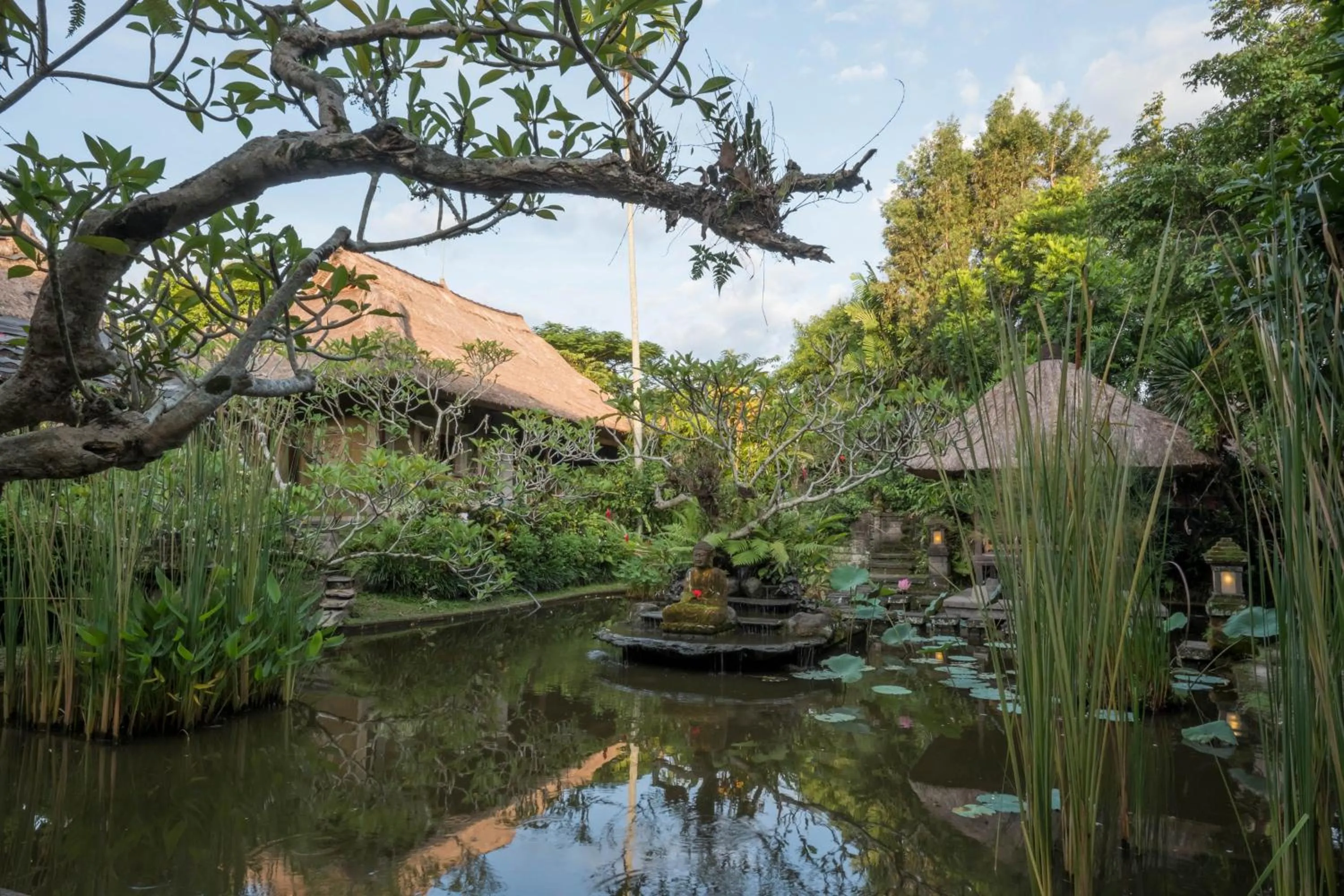 Restaurant/places to eat in Ananda Ubud Resort