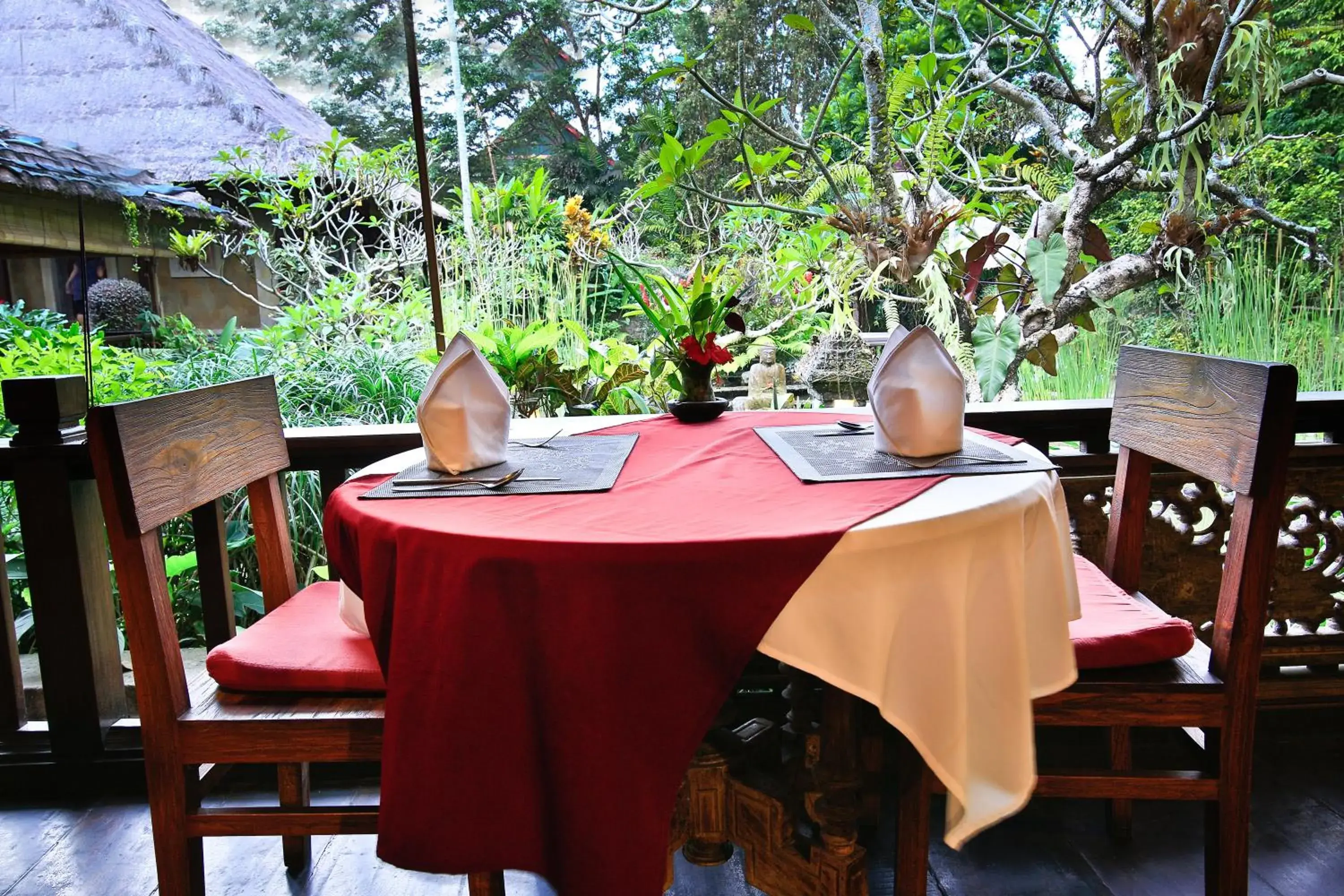 Restaurant/Places to Eat in Ananda Ubud Resort