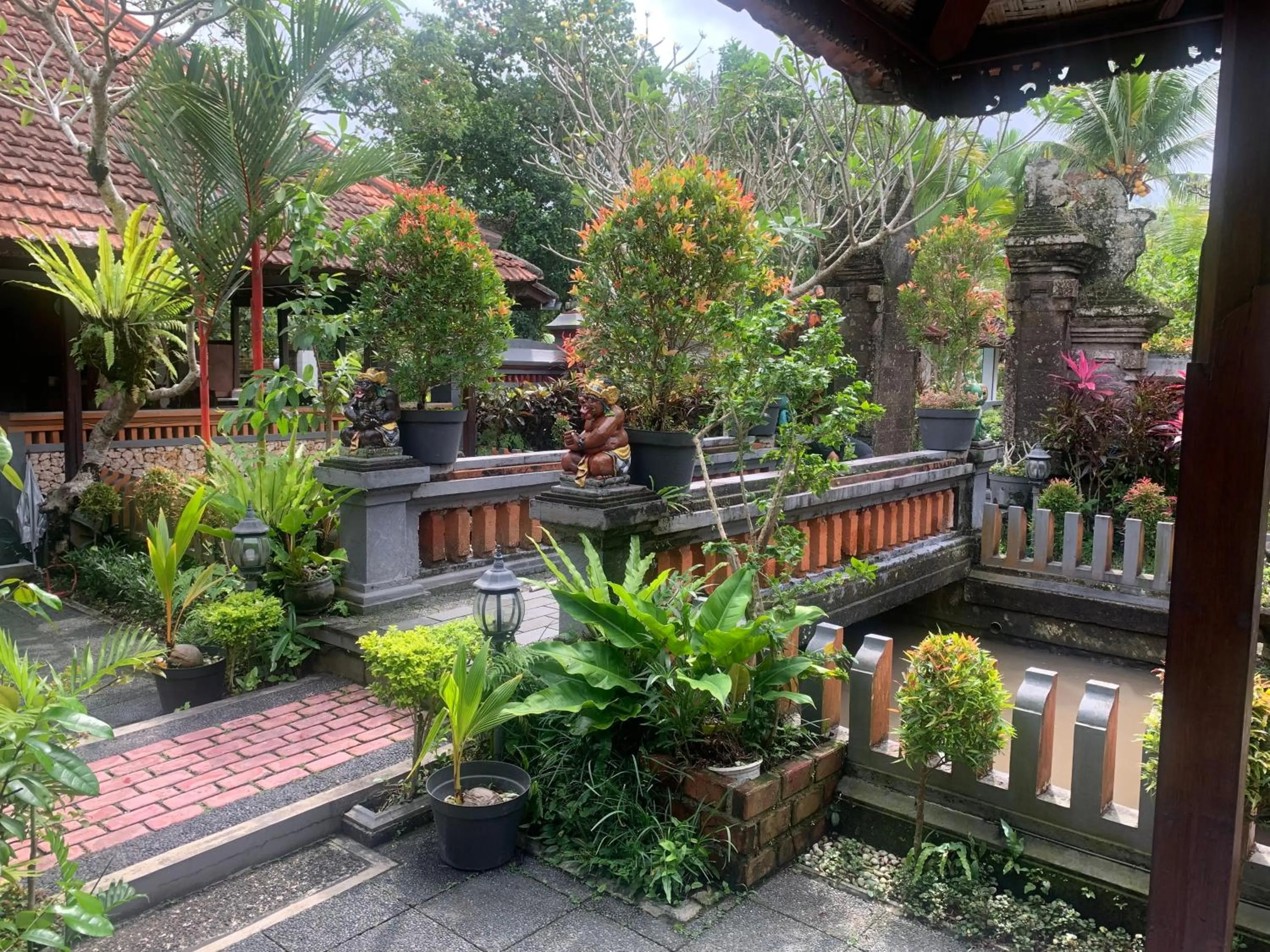 Dewa Bharata Bungalows Ubud