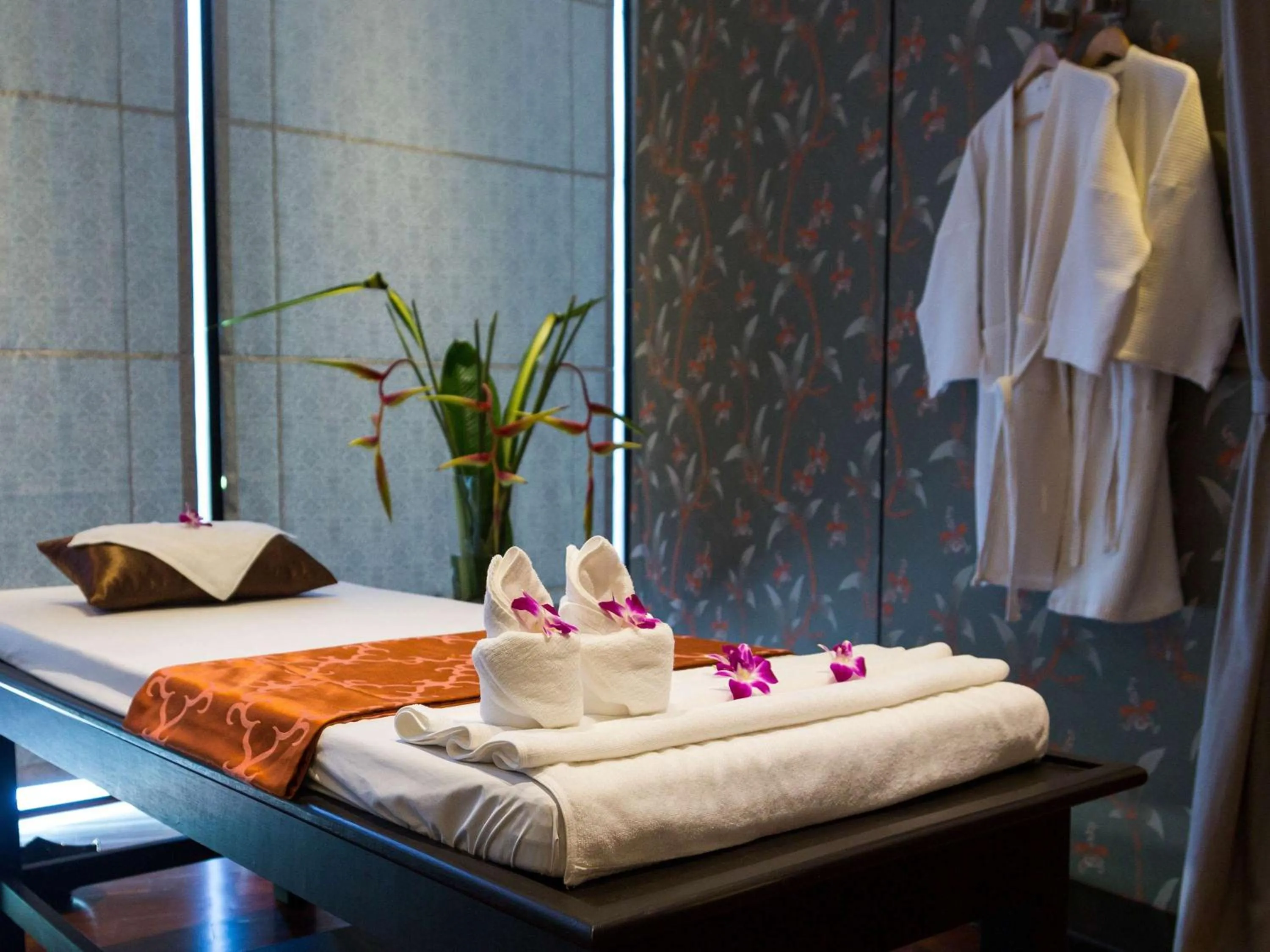 Spa and wellness centre/facilities in Holiday Inn Resort Phuket Surin Beach, an IHG Hotel