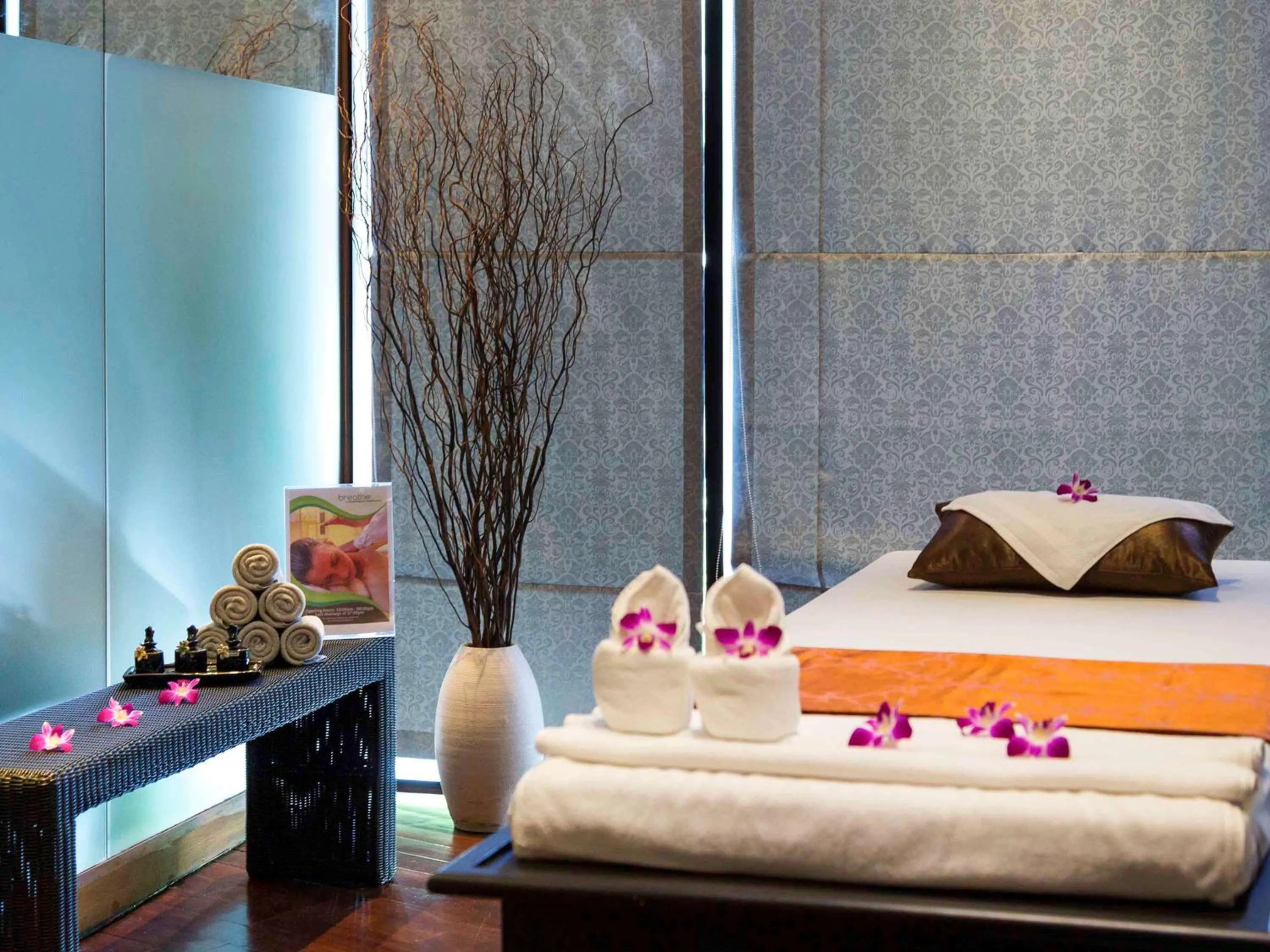 Spa and wellness centre/facilities, Bed in Holiday Inn Resort Phuket Surin Beach, an IHG Hotel