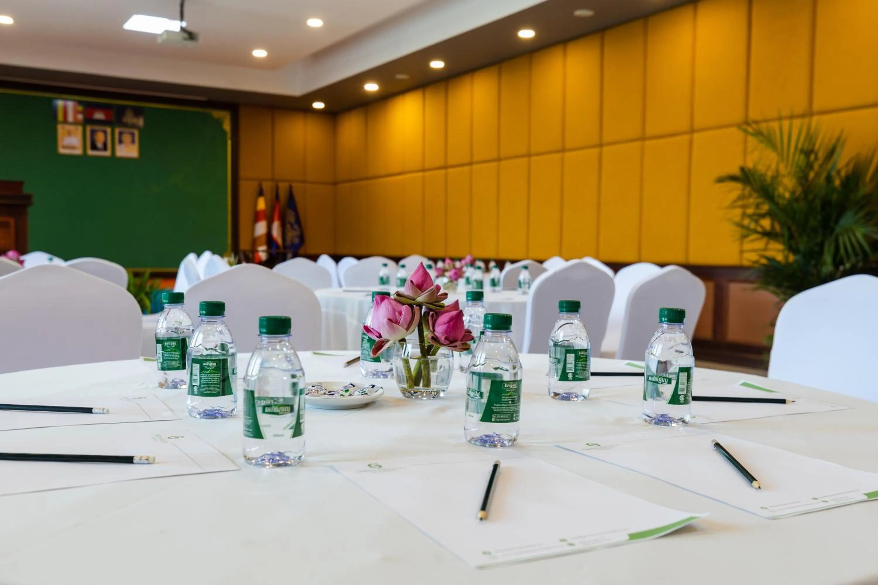 Meeting/conference room in Green Amazon Residence