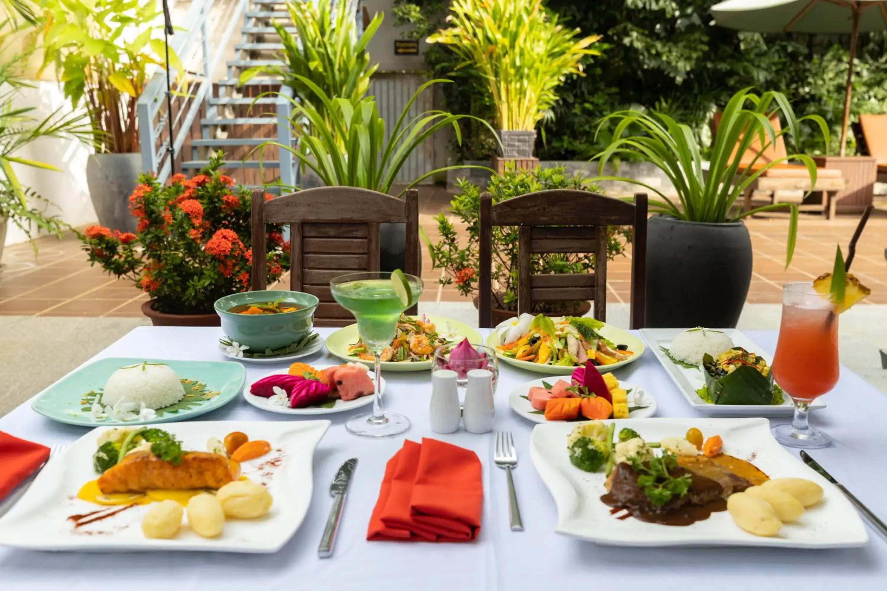 Food and drinks in Green Amazon Residence Food and drinks in Green Amazon Residence