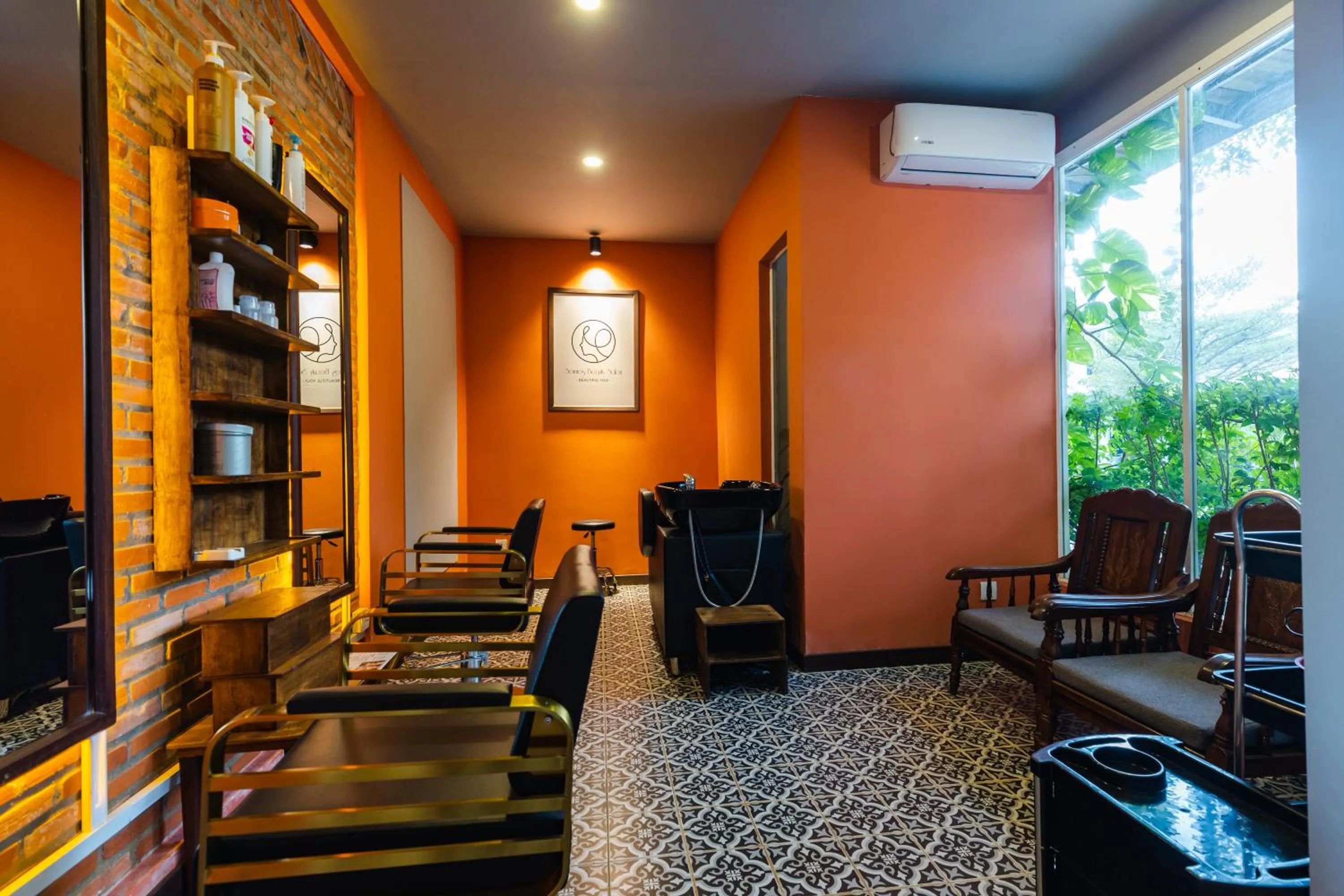 Solarium in Green Amazon Residence