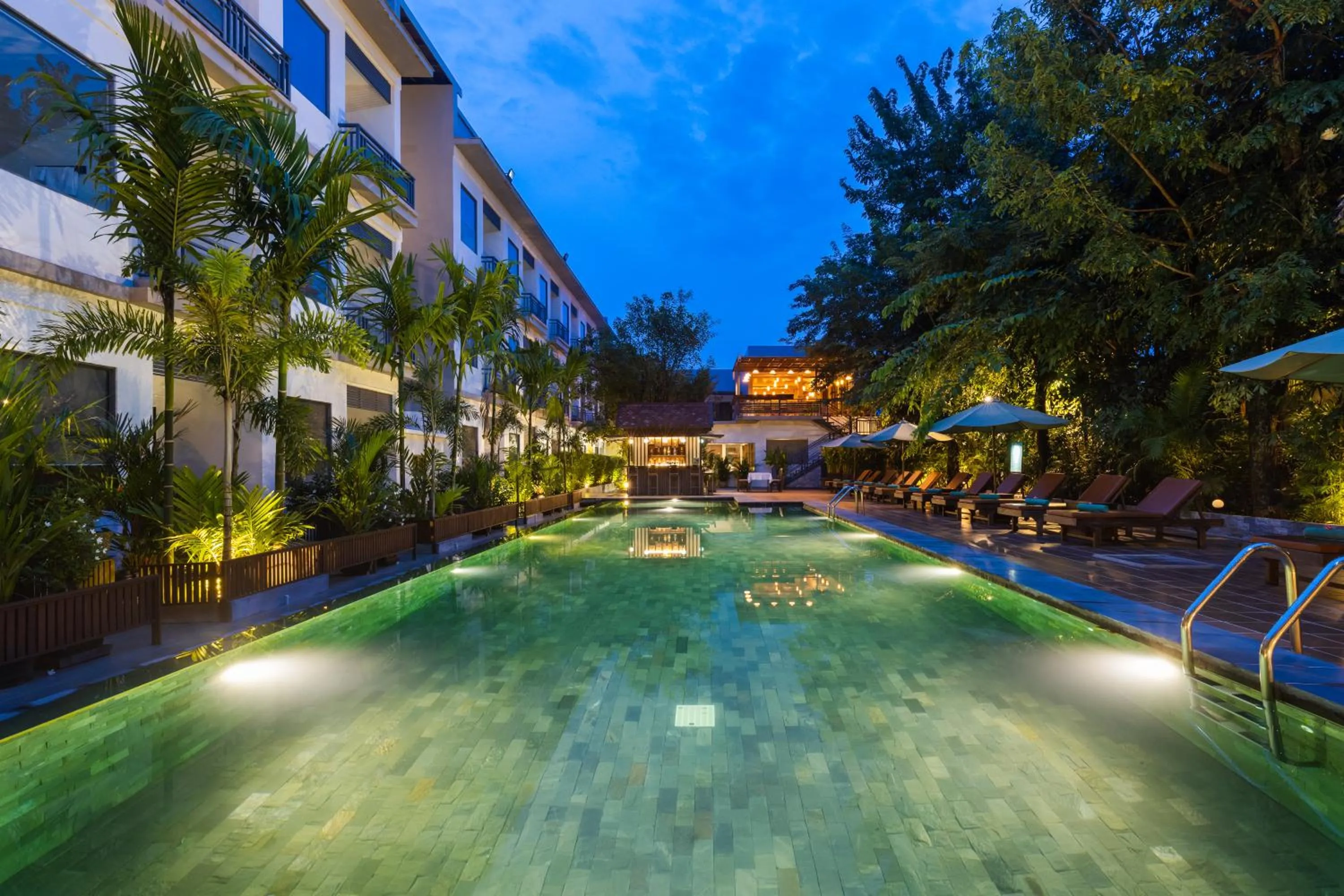 Swimming pool in Green Amazon Residence