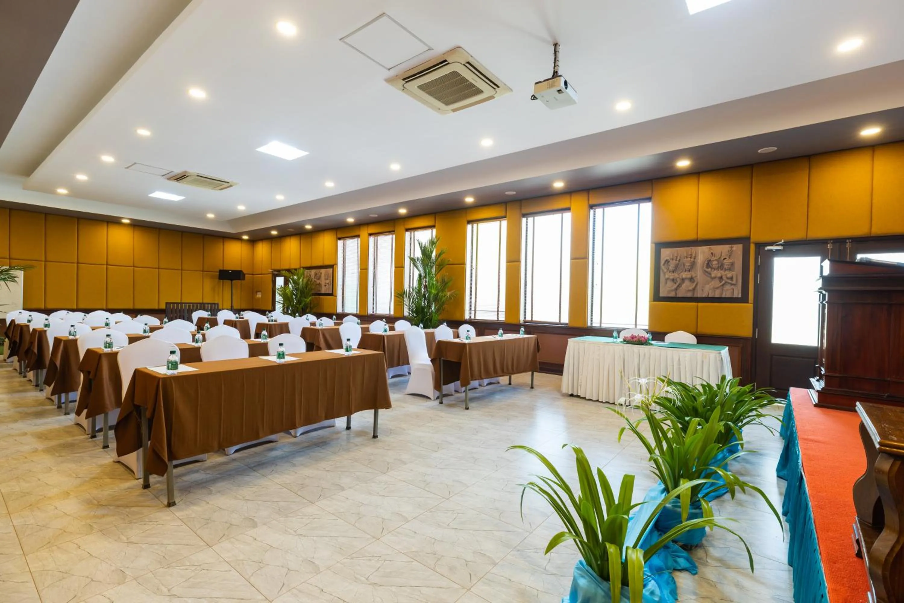 Meeting/conference room in Green Amazon Residence