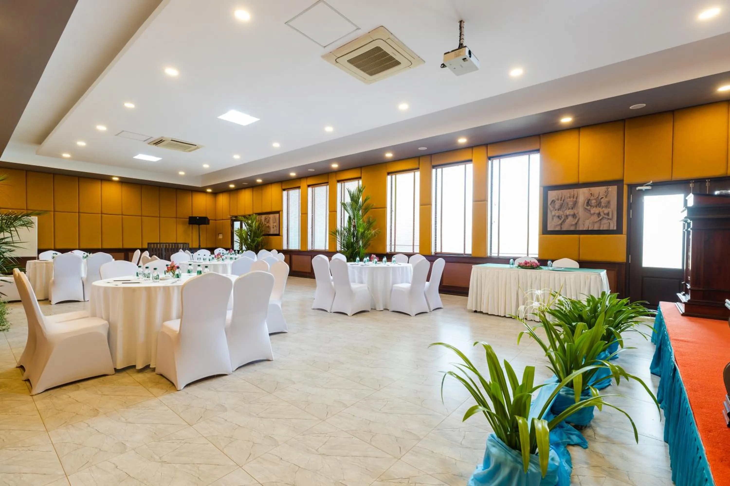 Meeting/conference room in Green Amazon Residence