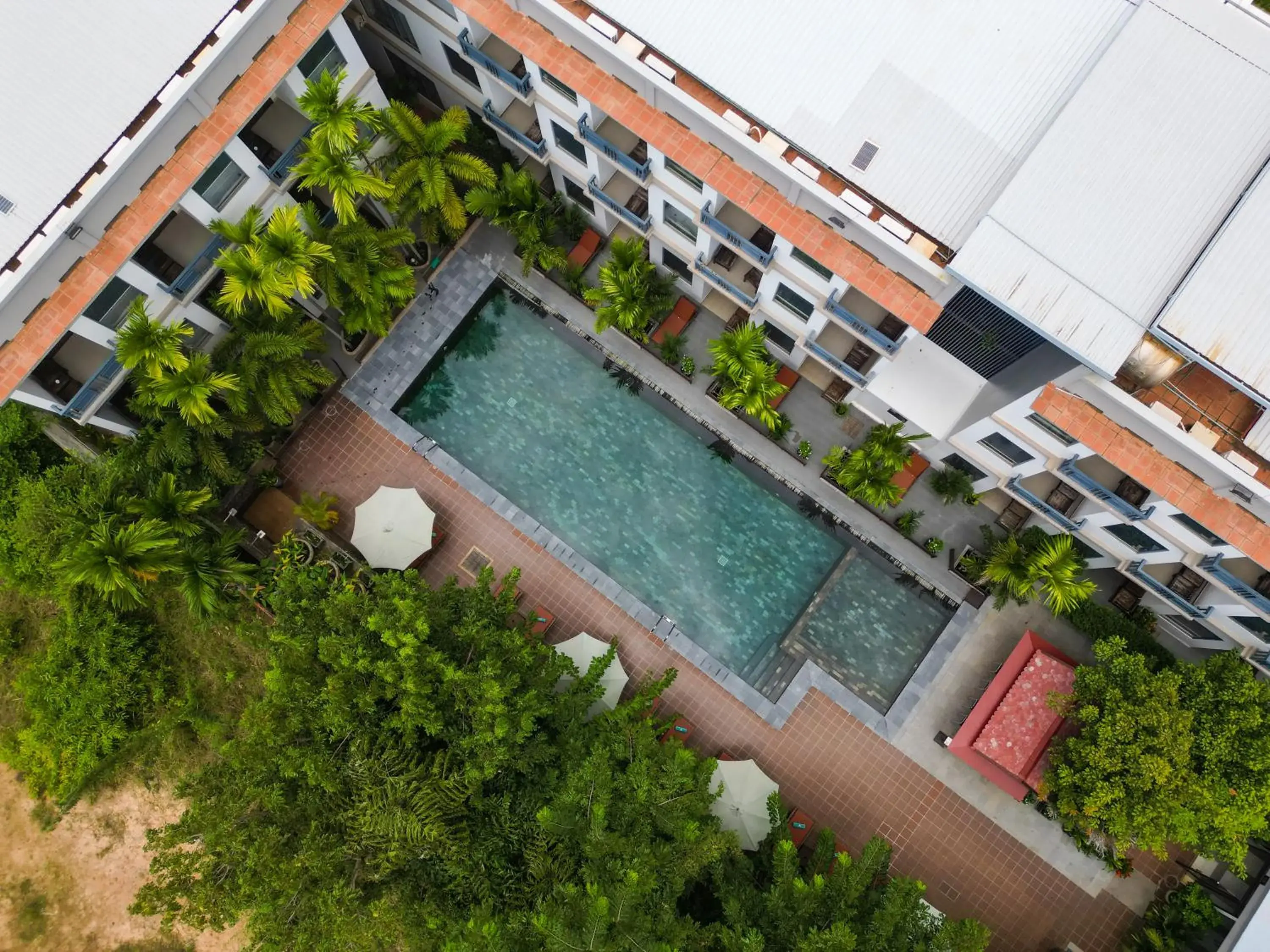Pool view in Green Amazon Residence Pool view in Green Amazon Residence