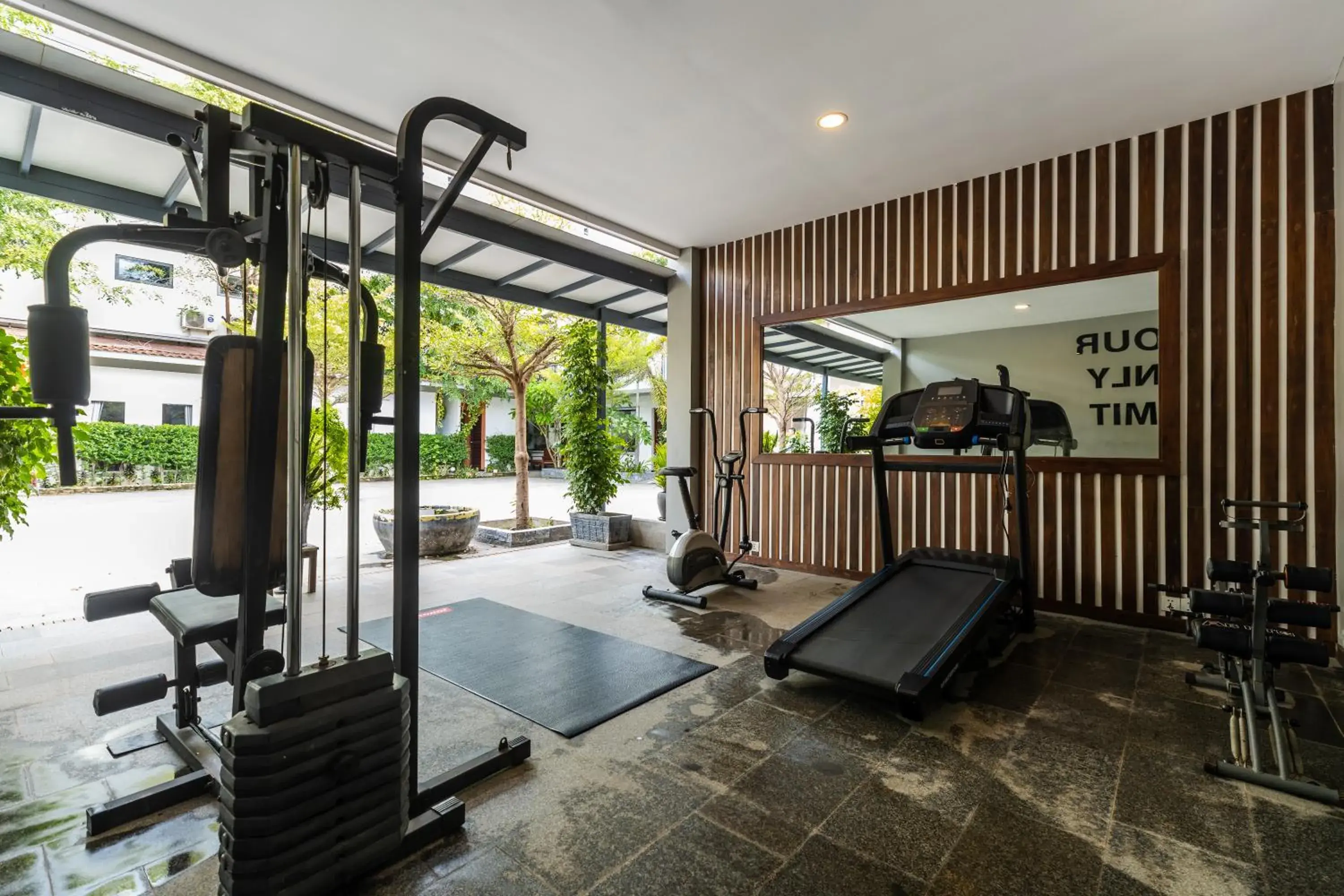 Fitness centre/facilities in Green Amazon Residence Fitness centre/facilities in Green Amazon Residence