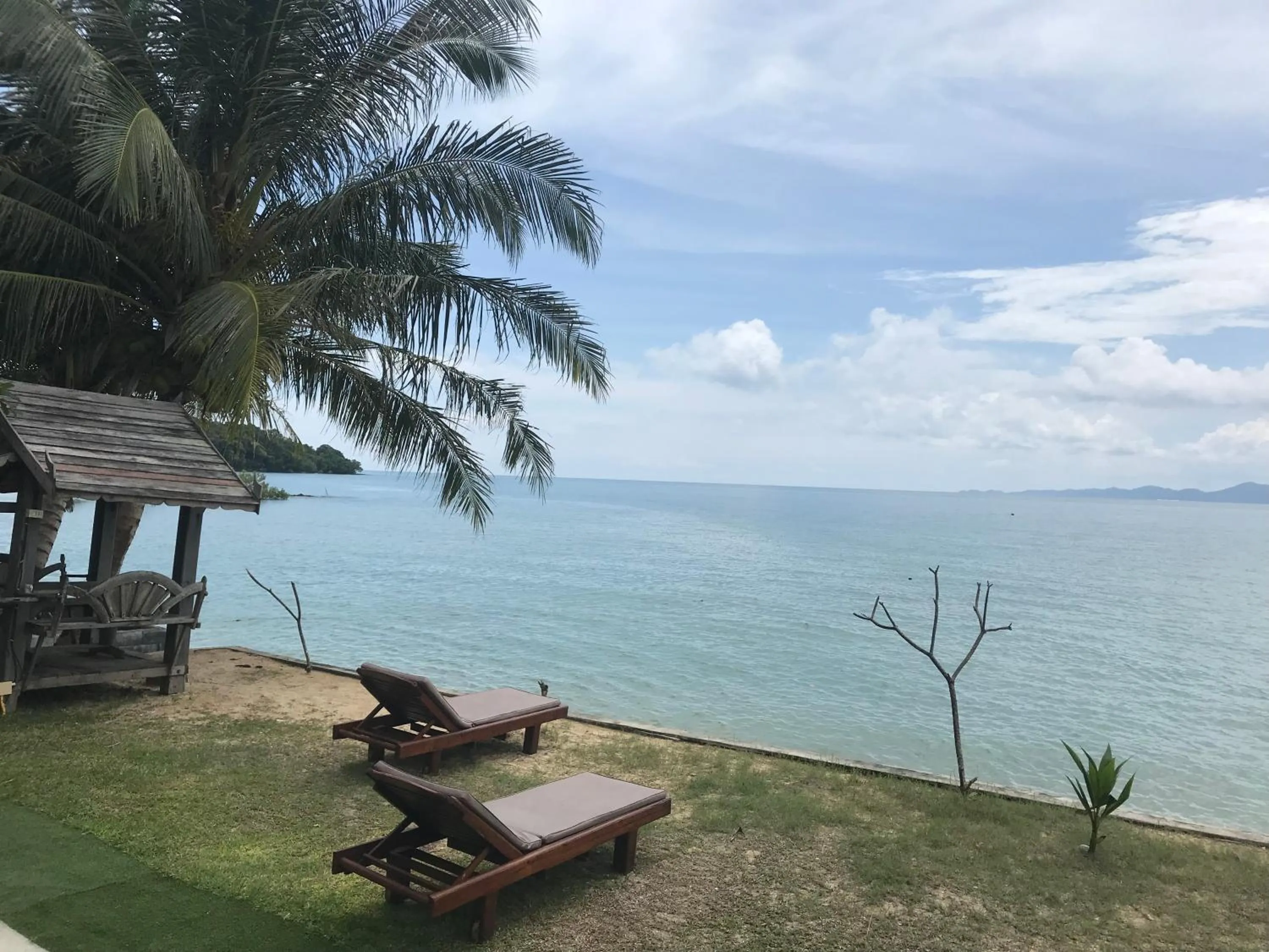 Beach in Koh Kwang Seaview