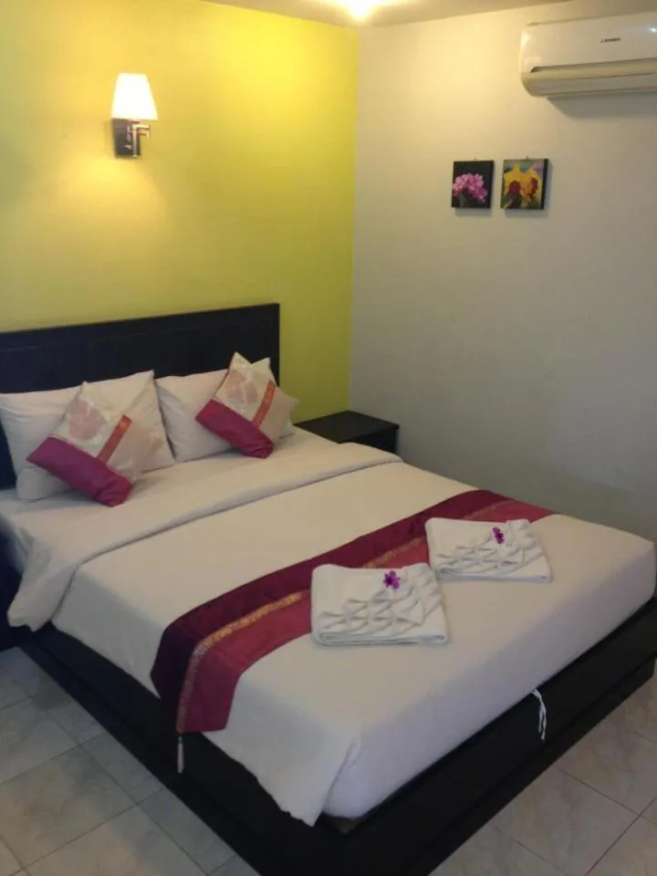 Bed in Koh Kwang Seaview