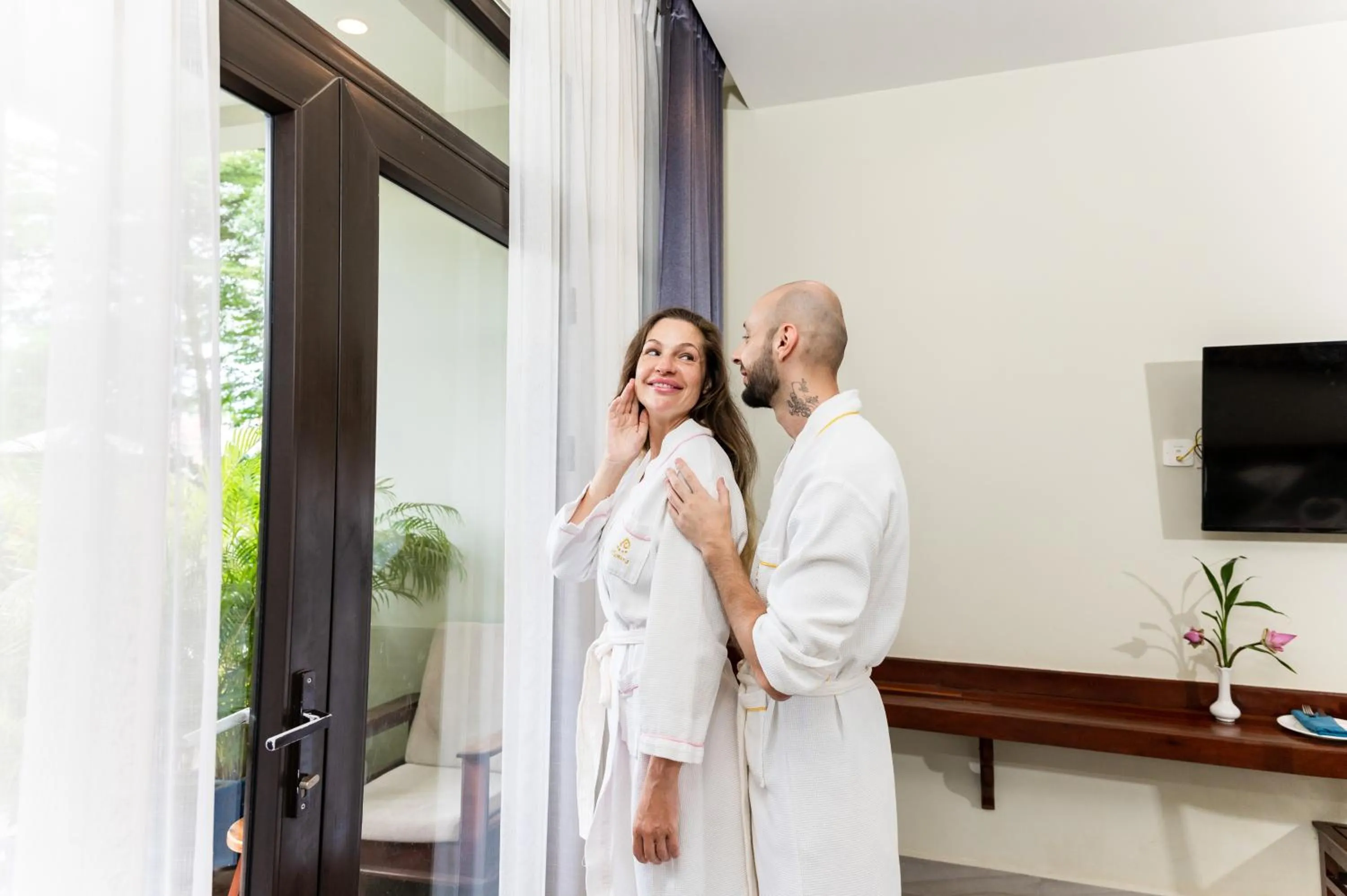 Guests in Bayon Modern Residence