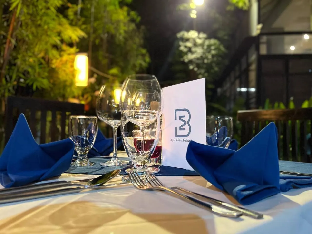 Restaurant/places to eat in Bayon Modern Residence