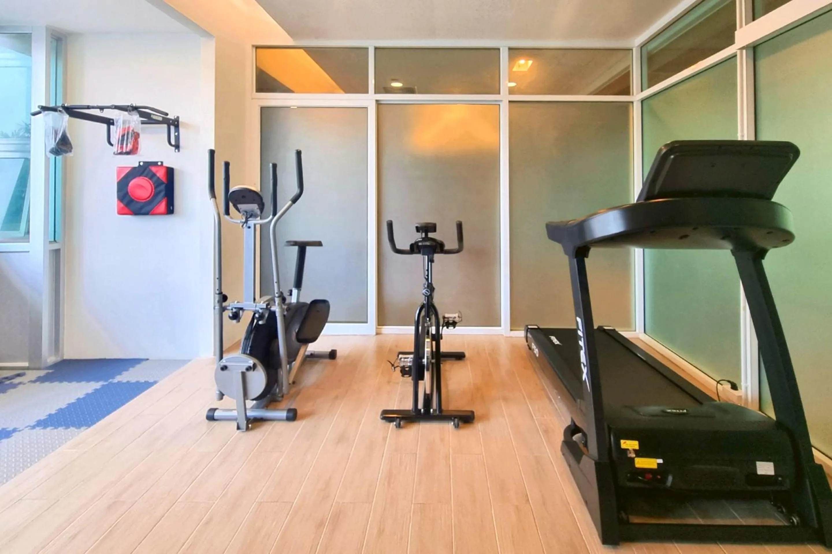 Fitness centre/facilities in Lantana Resort Hotel Bangkok