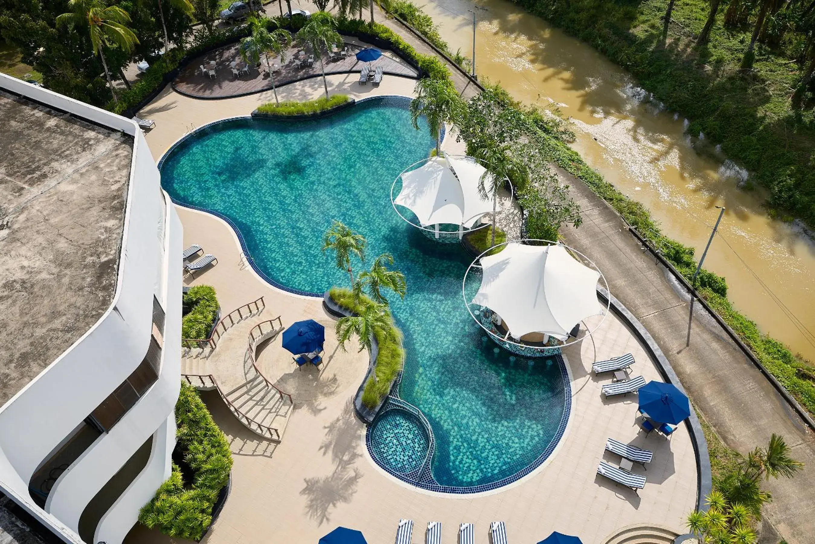 Swimming pool in Rua Rasada Hotel - The Ideal Venue for Meetings & Events Swimming pool in Rua Rasada Hotel - The Ideal Venue for Meetings & Events