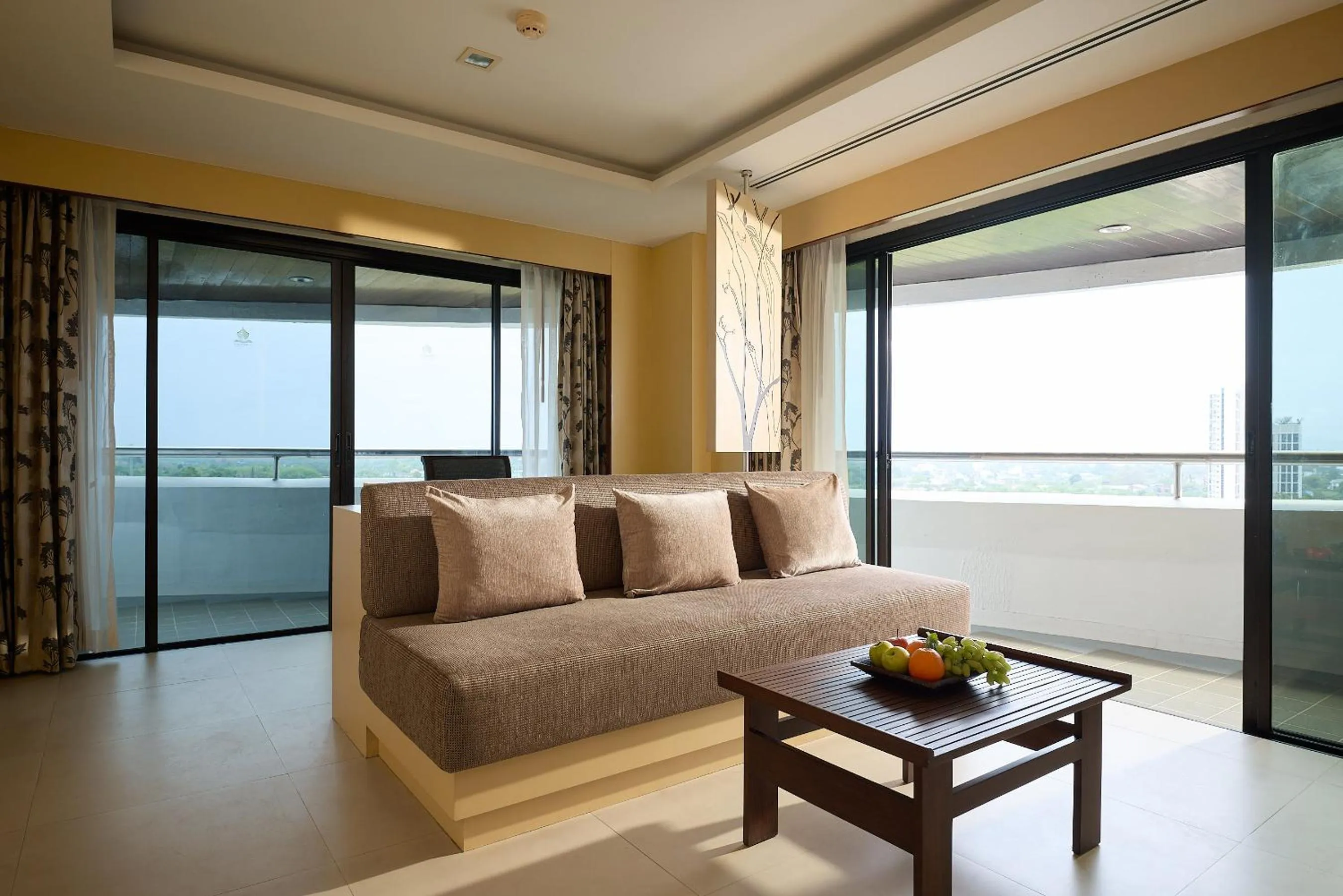 Guests in Rua Rasada Hotel - The Ideal Venue for Meetings & Events