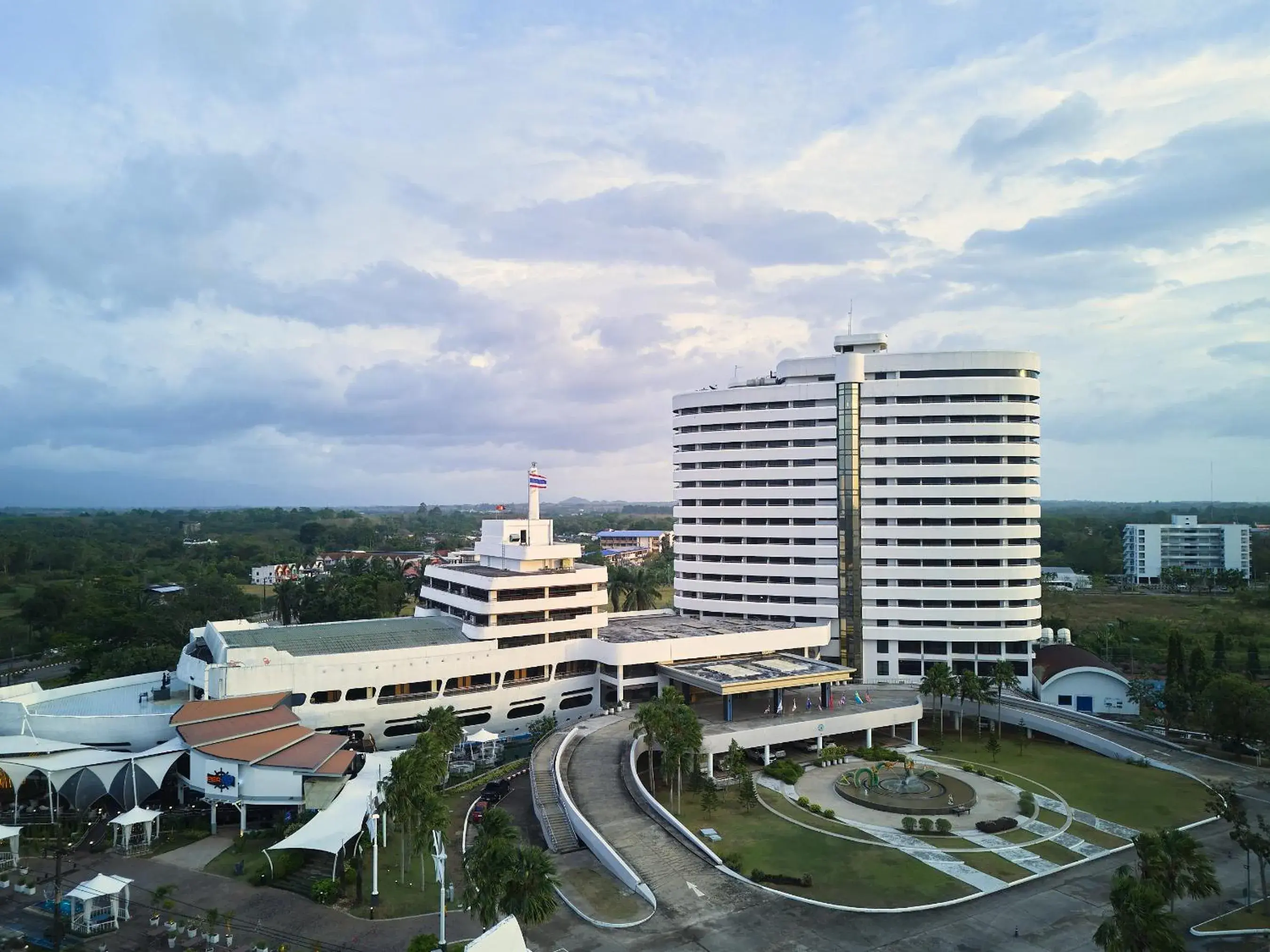 Property building in Rua Rasada Hotel - The Ideal Venue for Meetings & Events Property building in Rua Rasada Hotel - The Ideal Venue for Meetings & Events