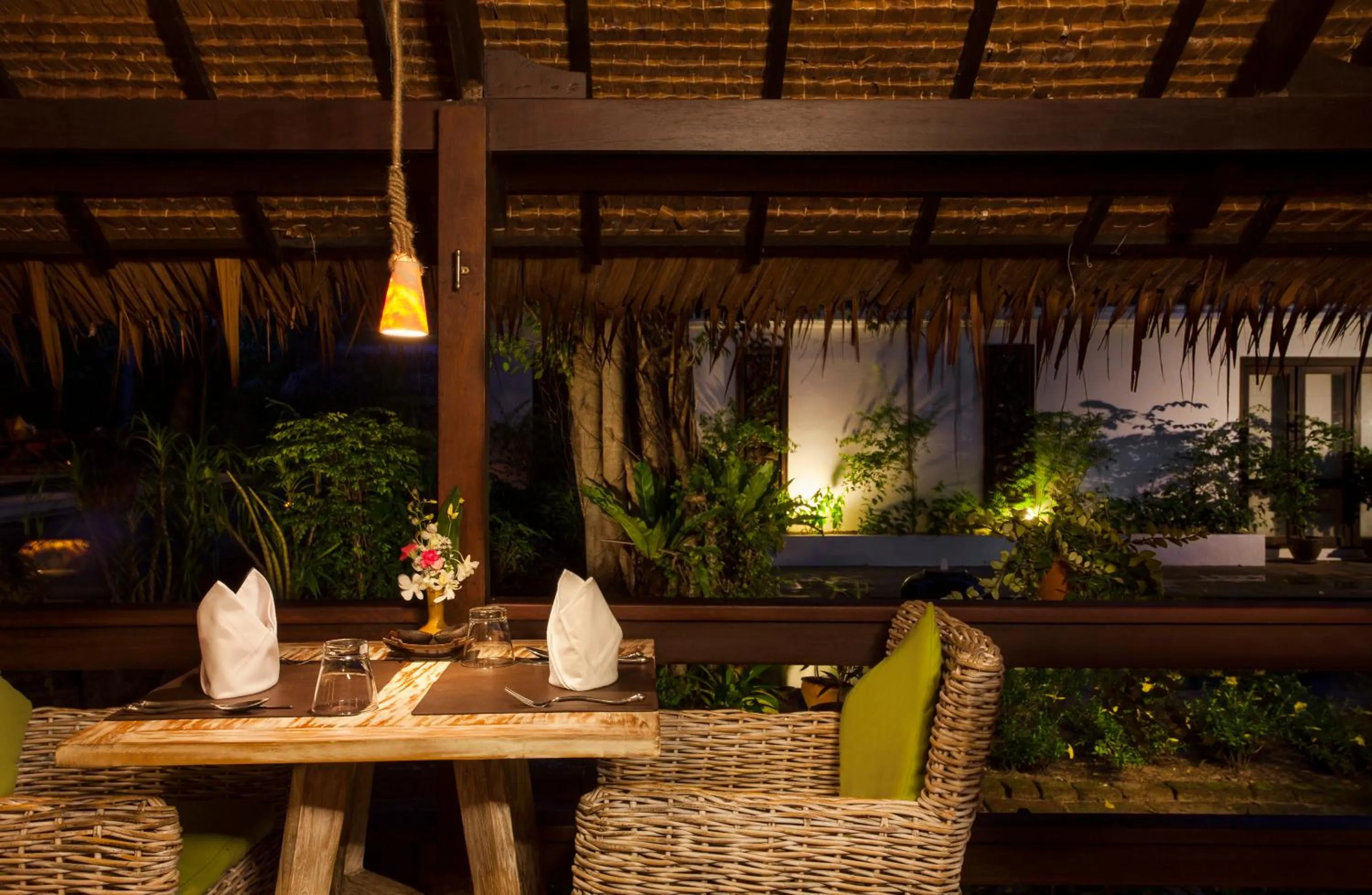 Restaurant/places to eat in Koyao Island Resort