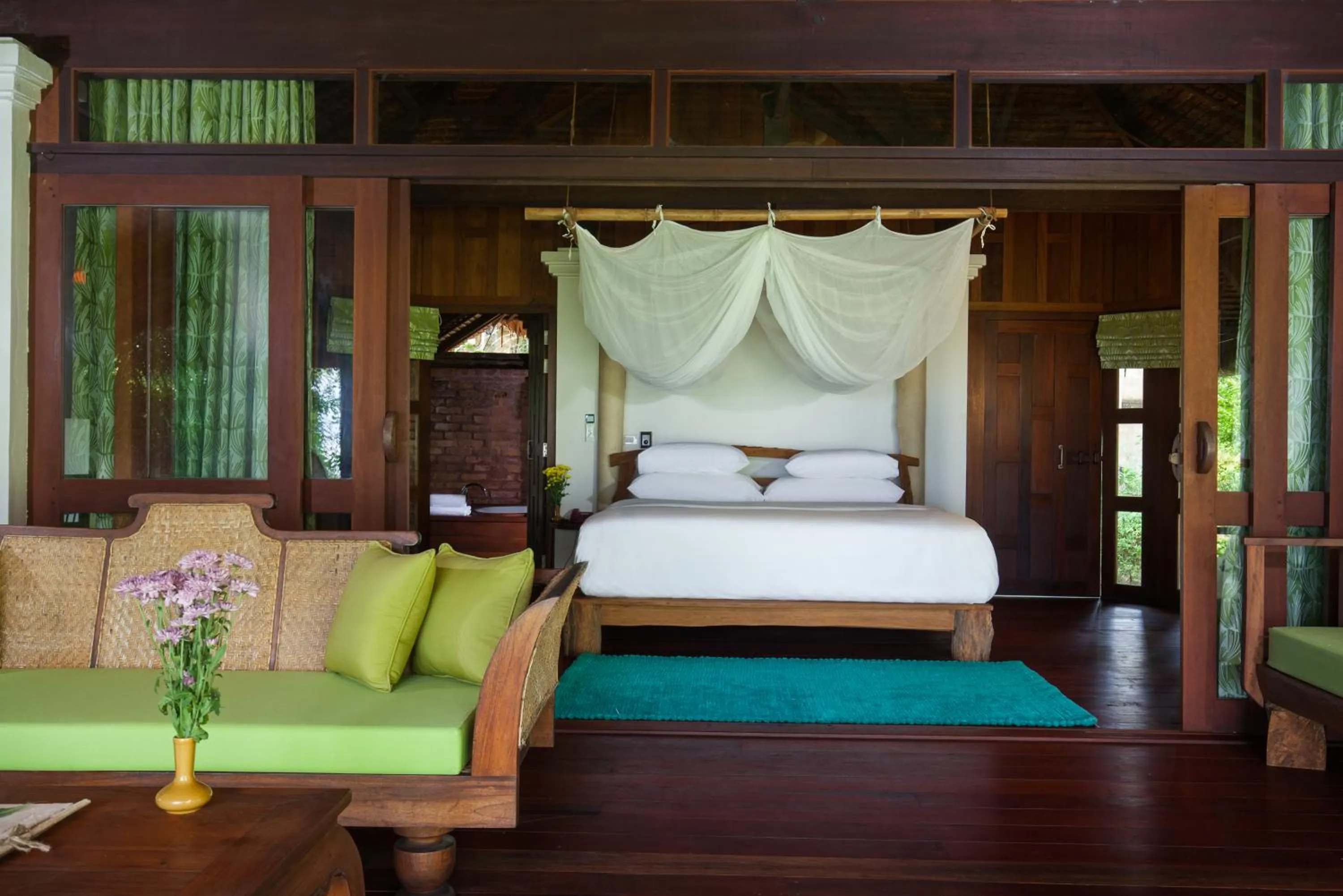 Photo of the whole room, Bed in Koyao Island Resort