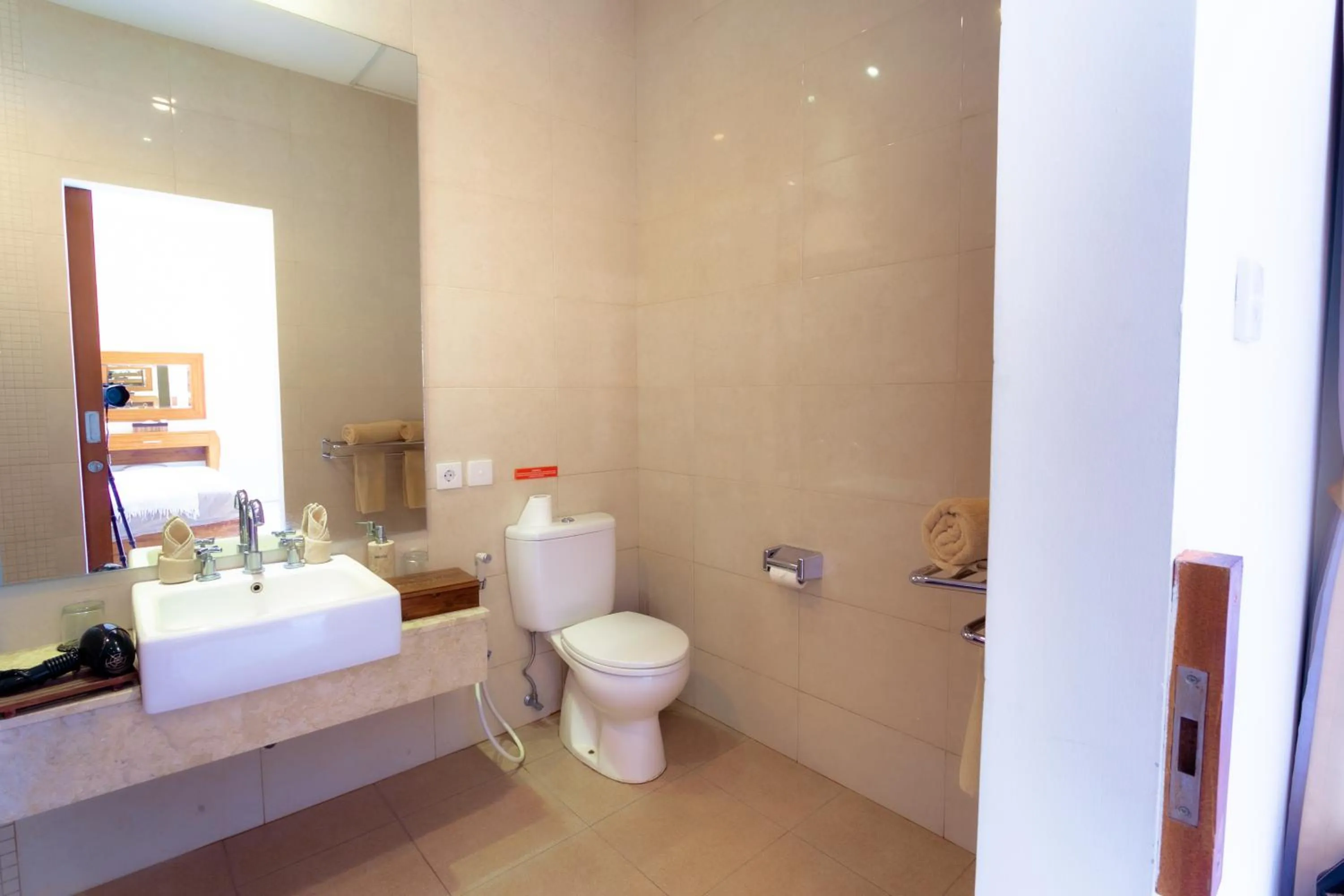 Bathroom in Bali Easy Living Canggu