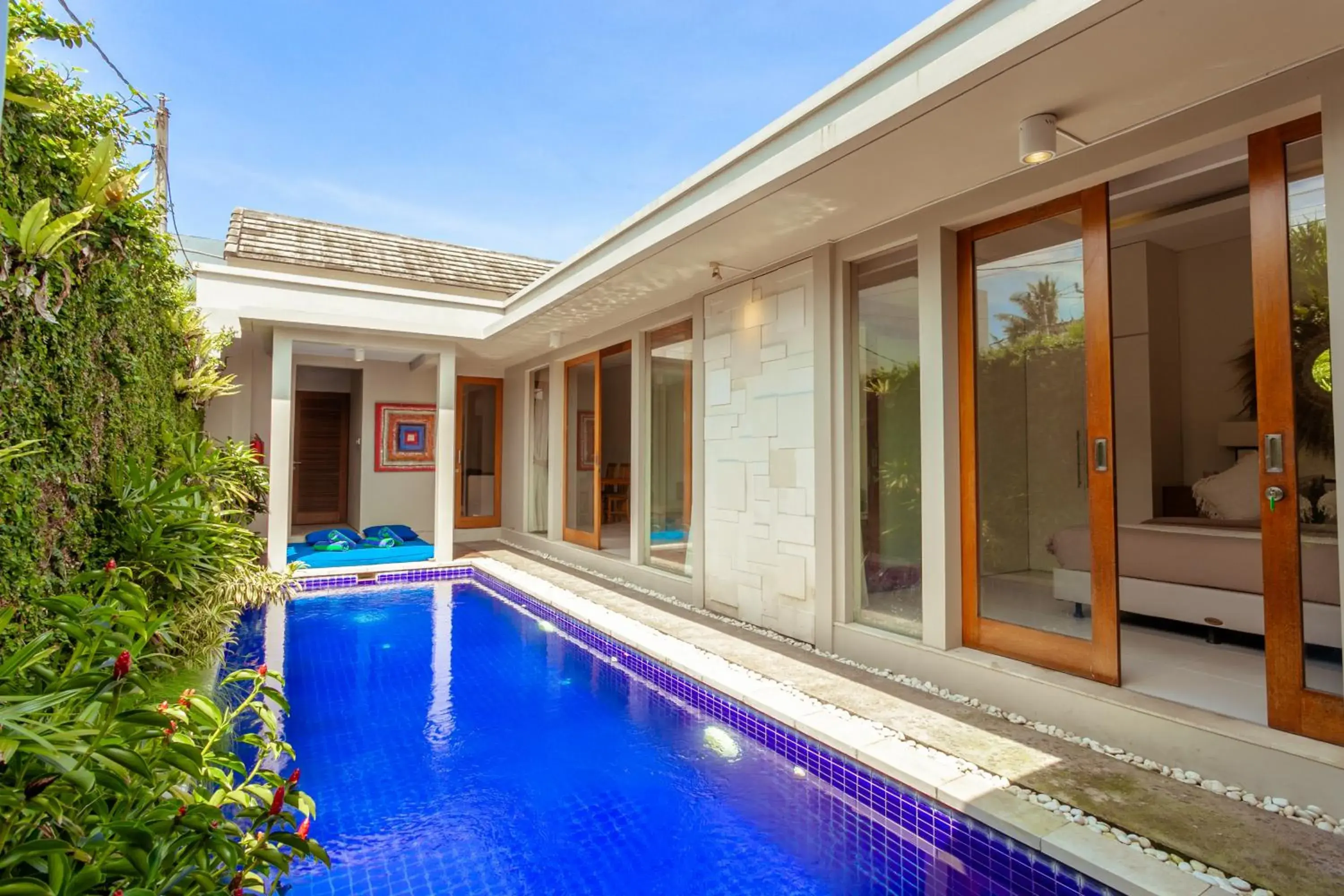 Property building in Bali Easy Living Canggu Property building in Bali Easy Living Canggu